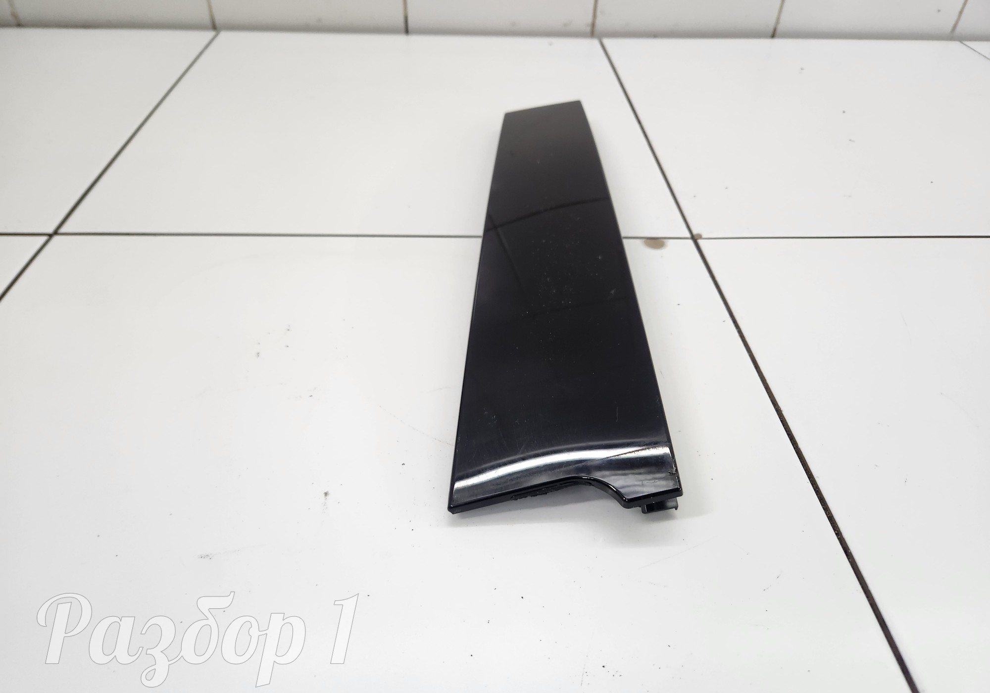 6201745BA01 Накладка задней левой двери для Faw Bestune B70 (с 2020)