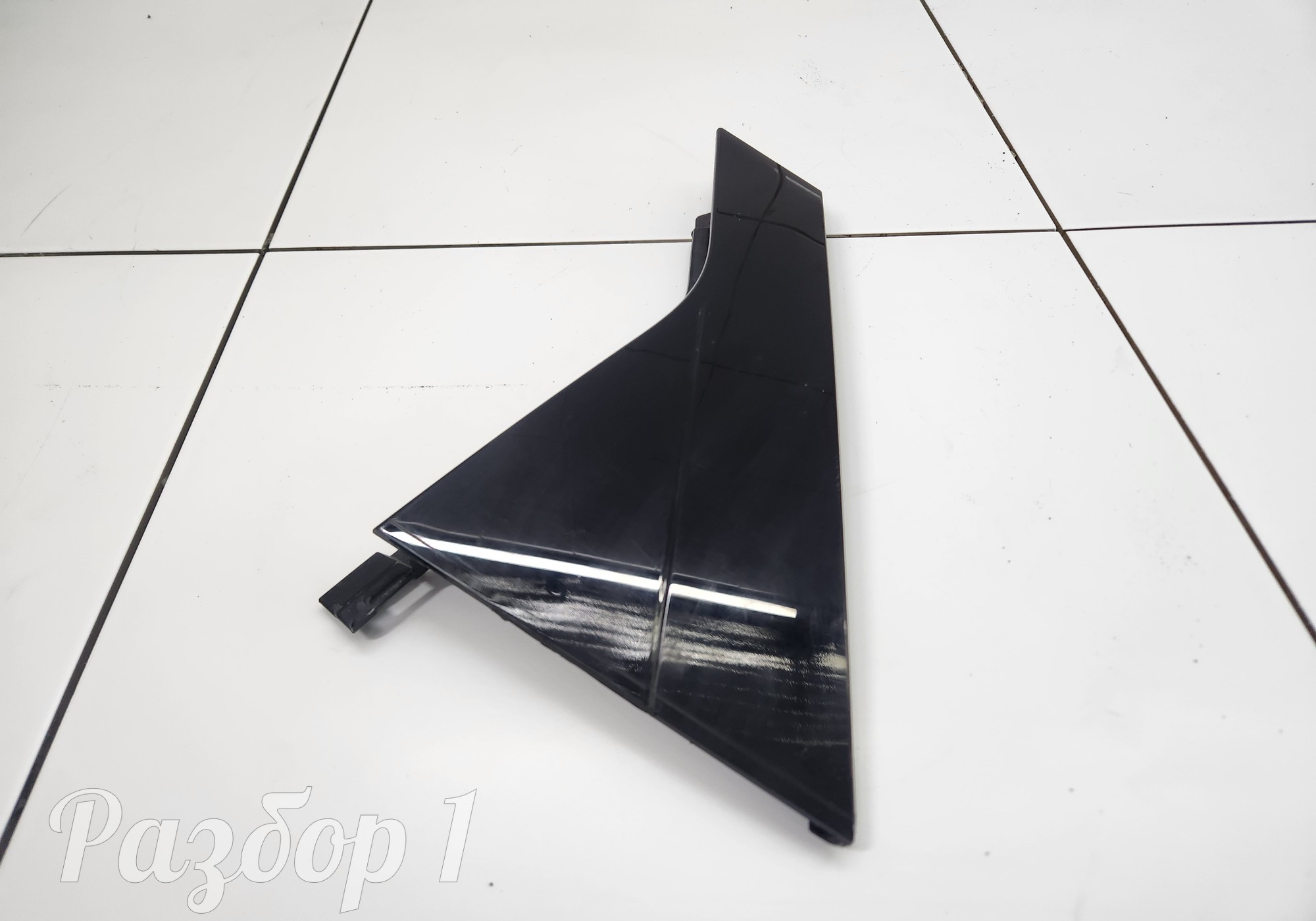 6600002359 Накладка задней левой двери для Geely Tugella (с 2019)