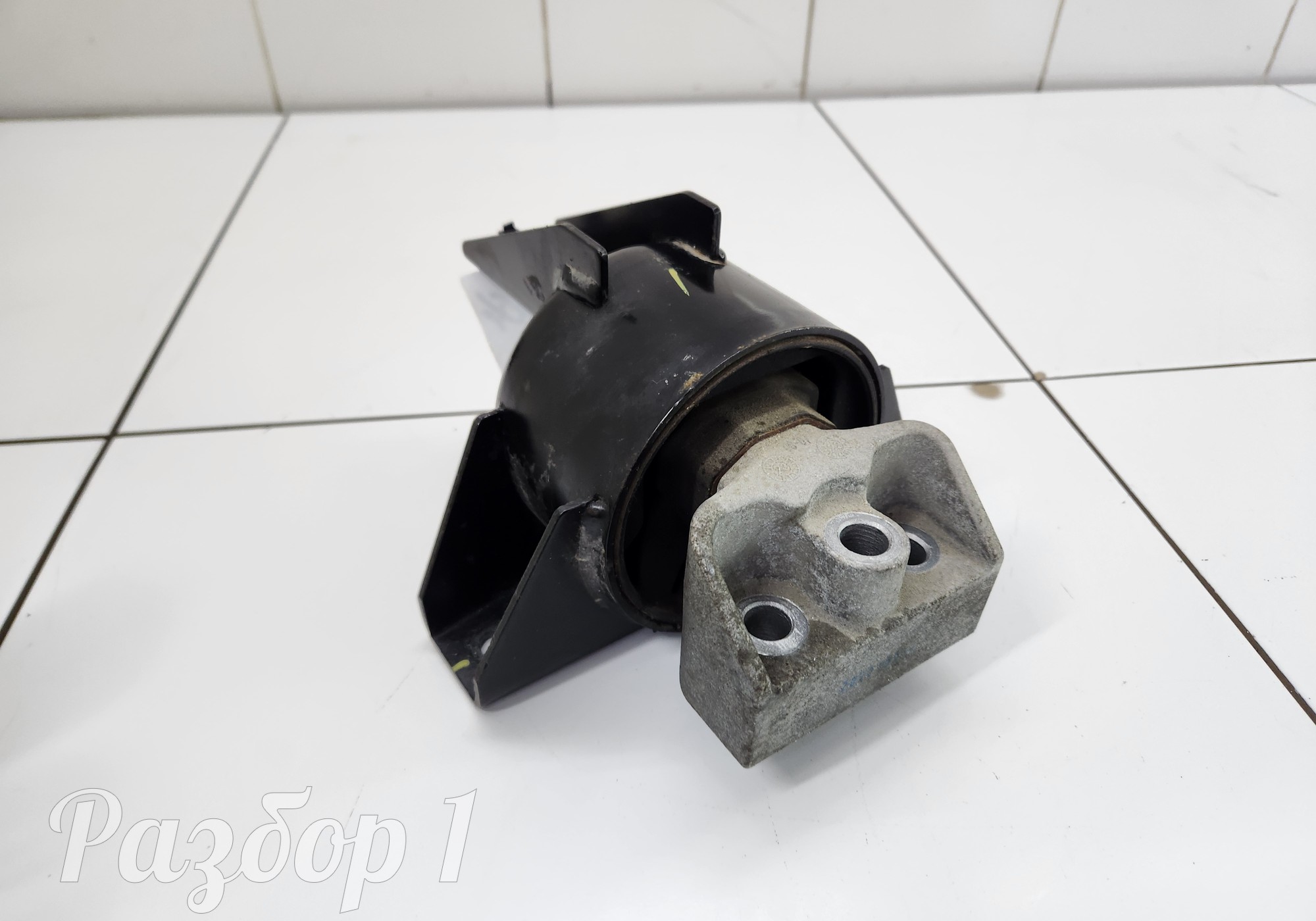 1001770H04 Опора двигателя для Changan Alsvin (с 2018)