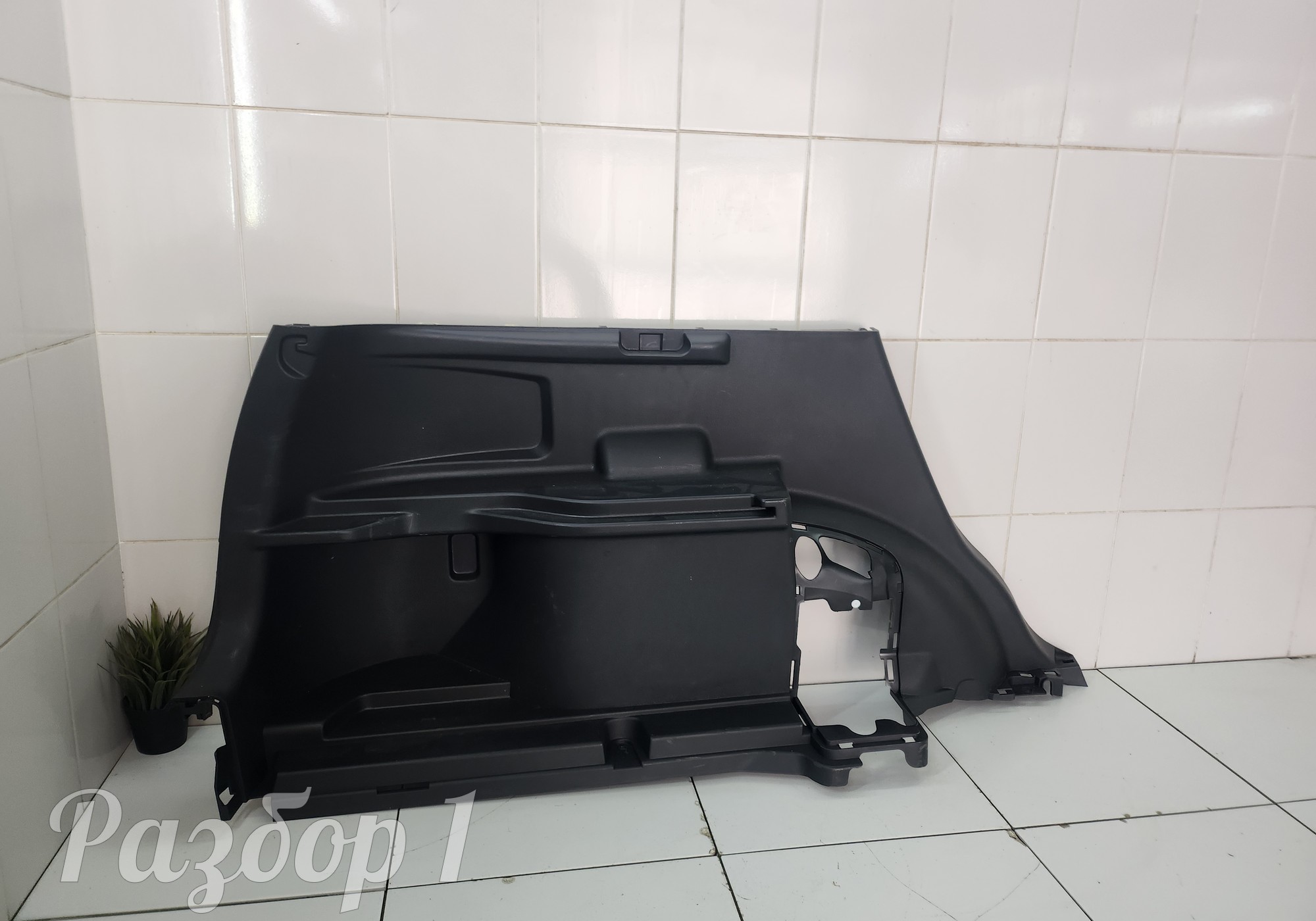 5402211XKZ16B Обшивка багажника левая для Haval M6 II (с 2021)