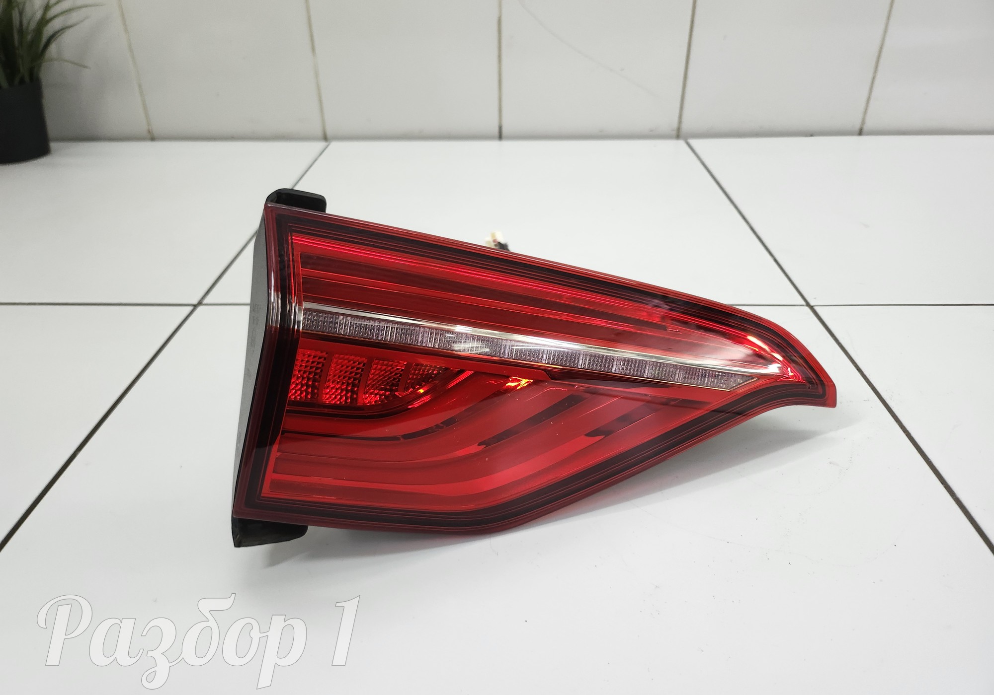 7057019300 Фонарь задний крышки багажника левый для Geely Tugella (с 2019)