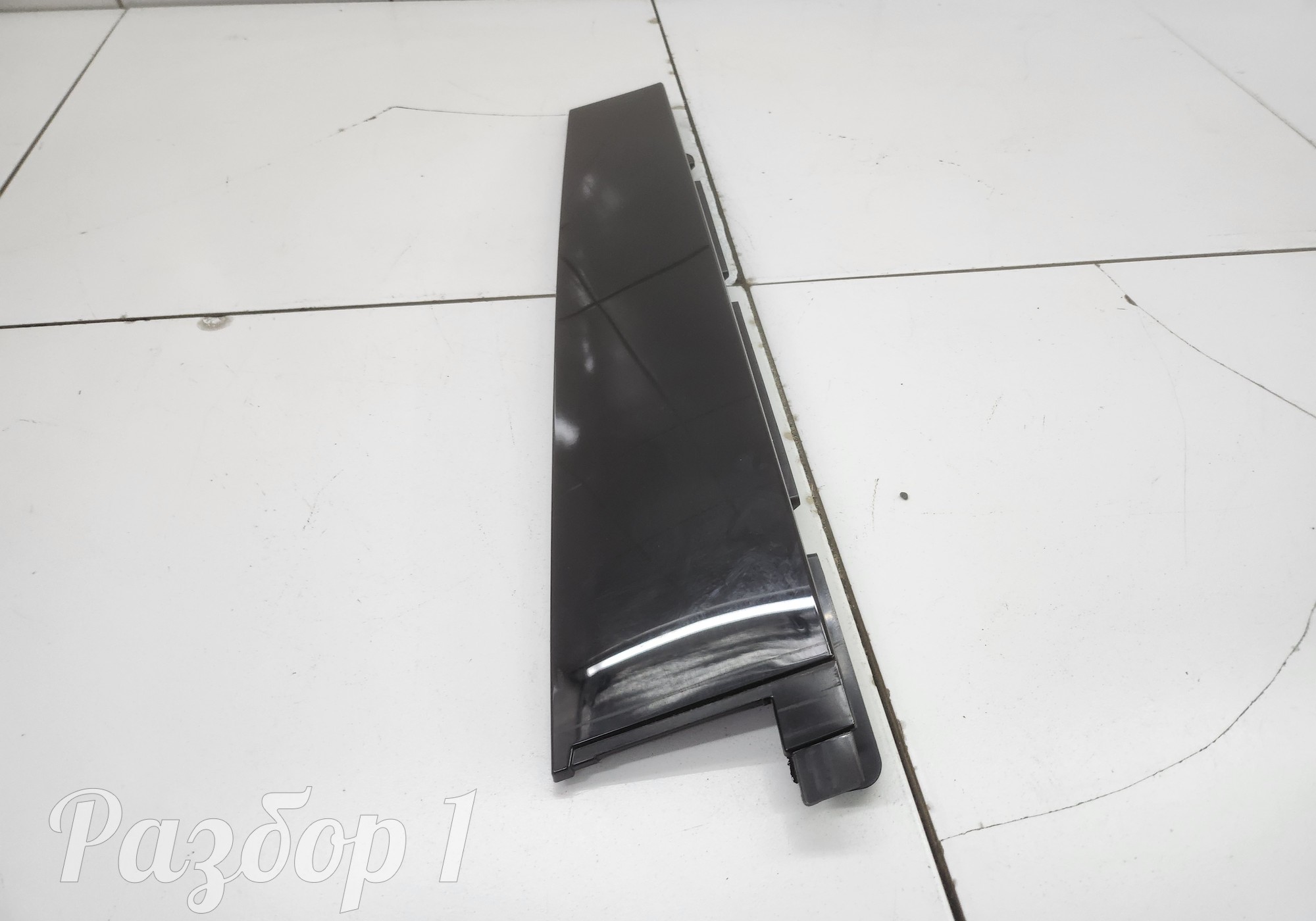 551001764AA Накладка задней левой двери для Chery Tiggo 9 (с 2023)