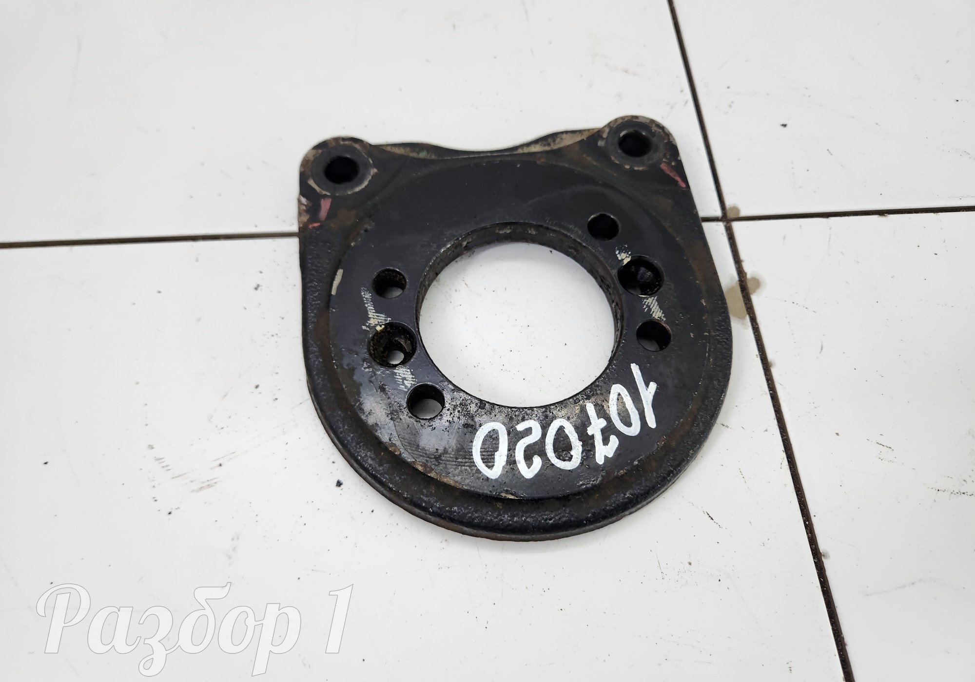 Кронштейн задней ступицы (правый) для Changan Eado Plus (с 2020)