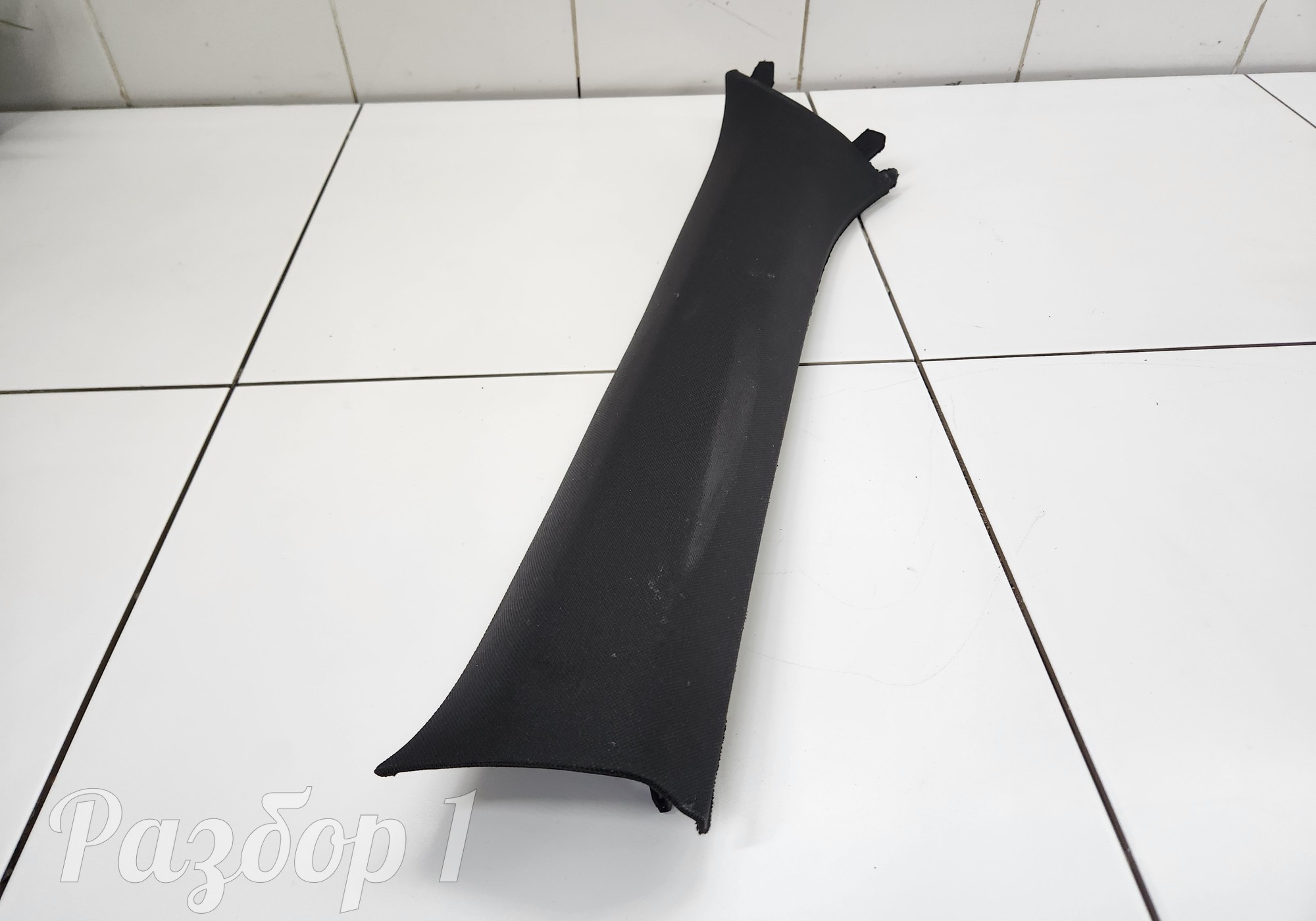 6600006781 Обшивка стойки передняя левая для Geely Tugella (с 2019)