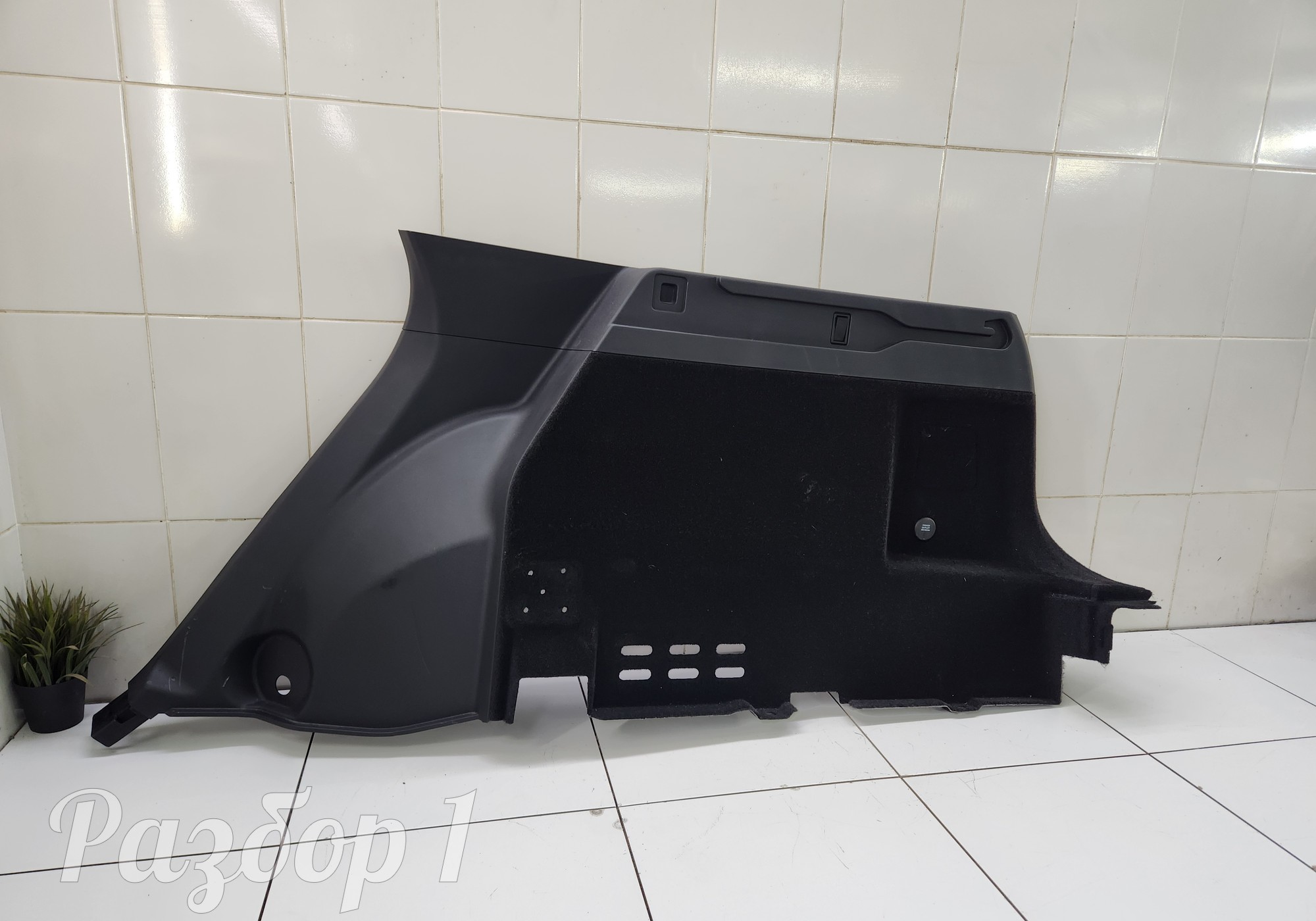 403003025AA Обшивка багажника правая для Jaecoo J8 (с 2024)