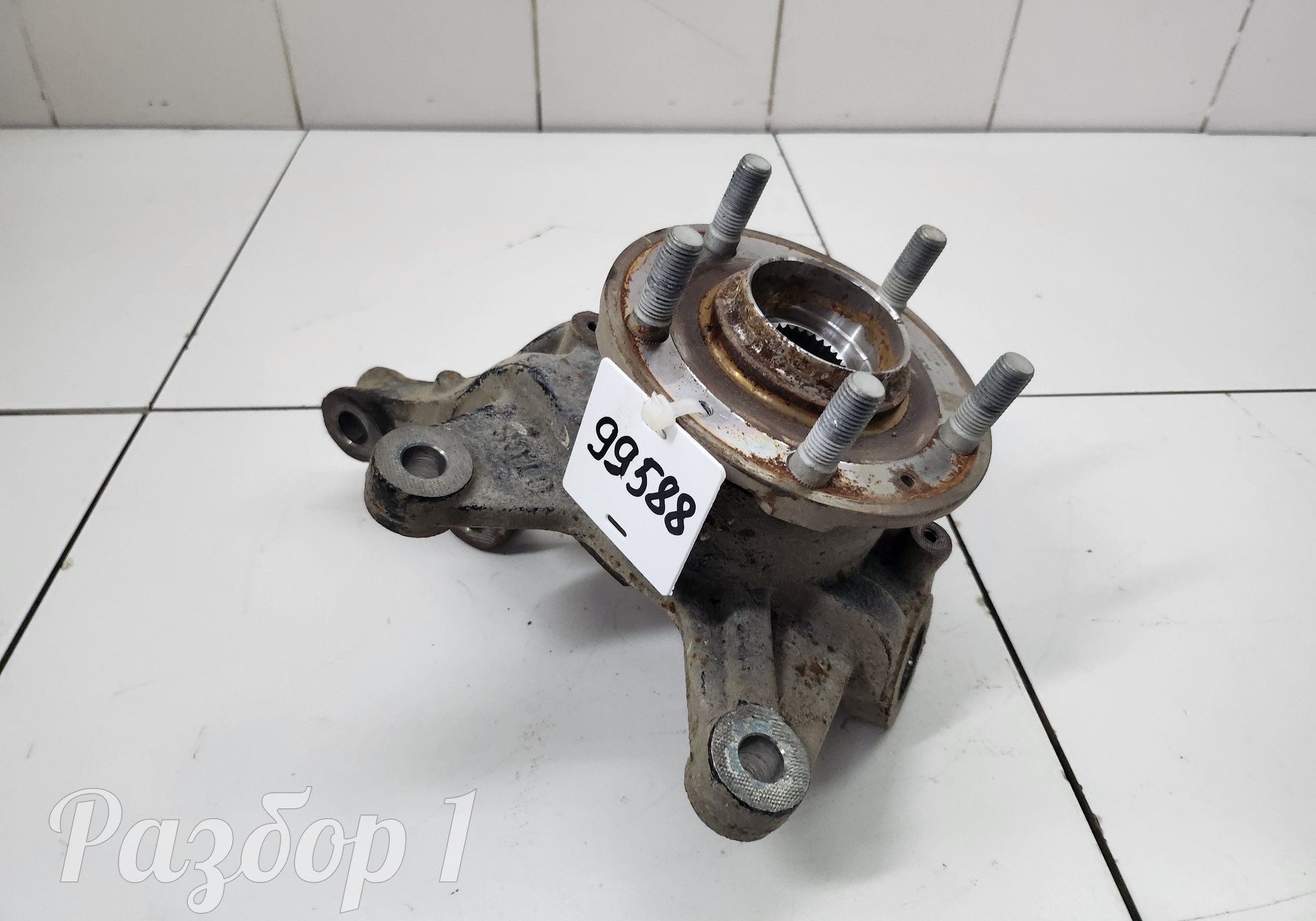 CD569F2603010900 Кулак поворотный передний левый + ступица для Changan UNI-K (с 2020)
