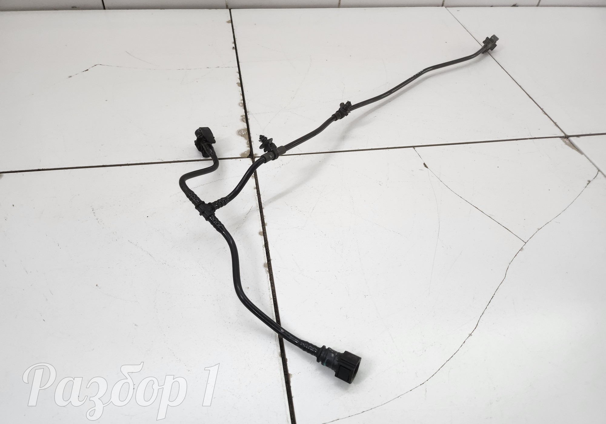 889328286 Трубка для Geely Emgrand (SS11) (с 2021)