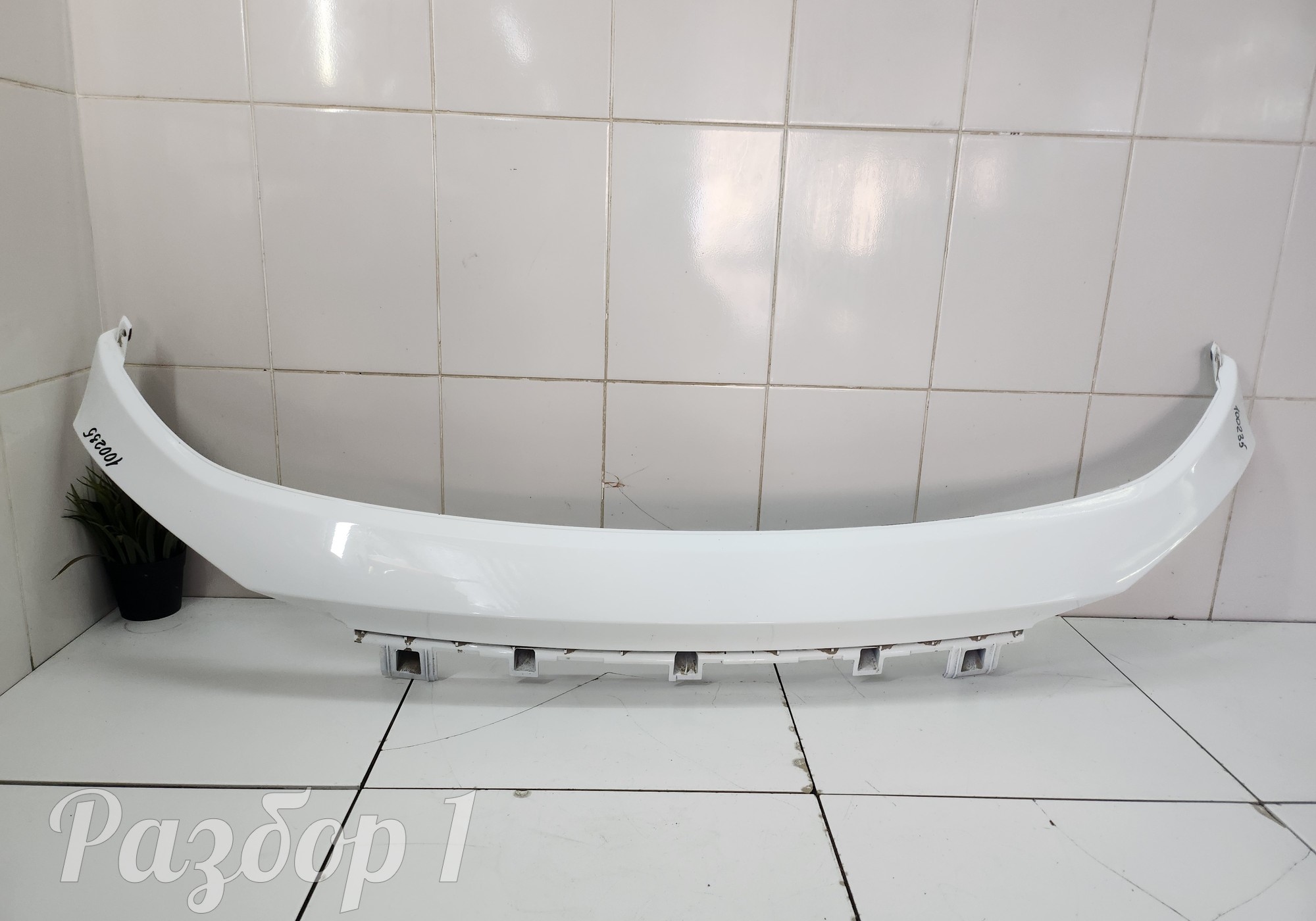 5062026700 Накладка крышки багажника для Geely Atlas Pro (с 2021)