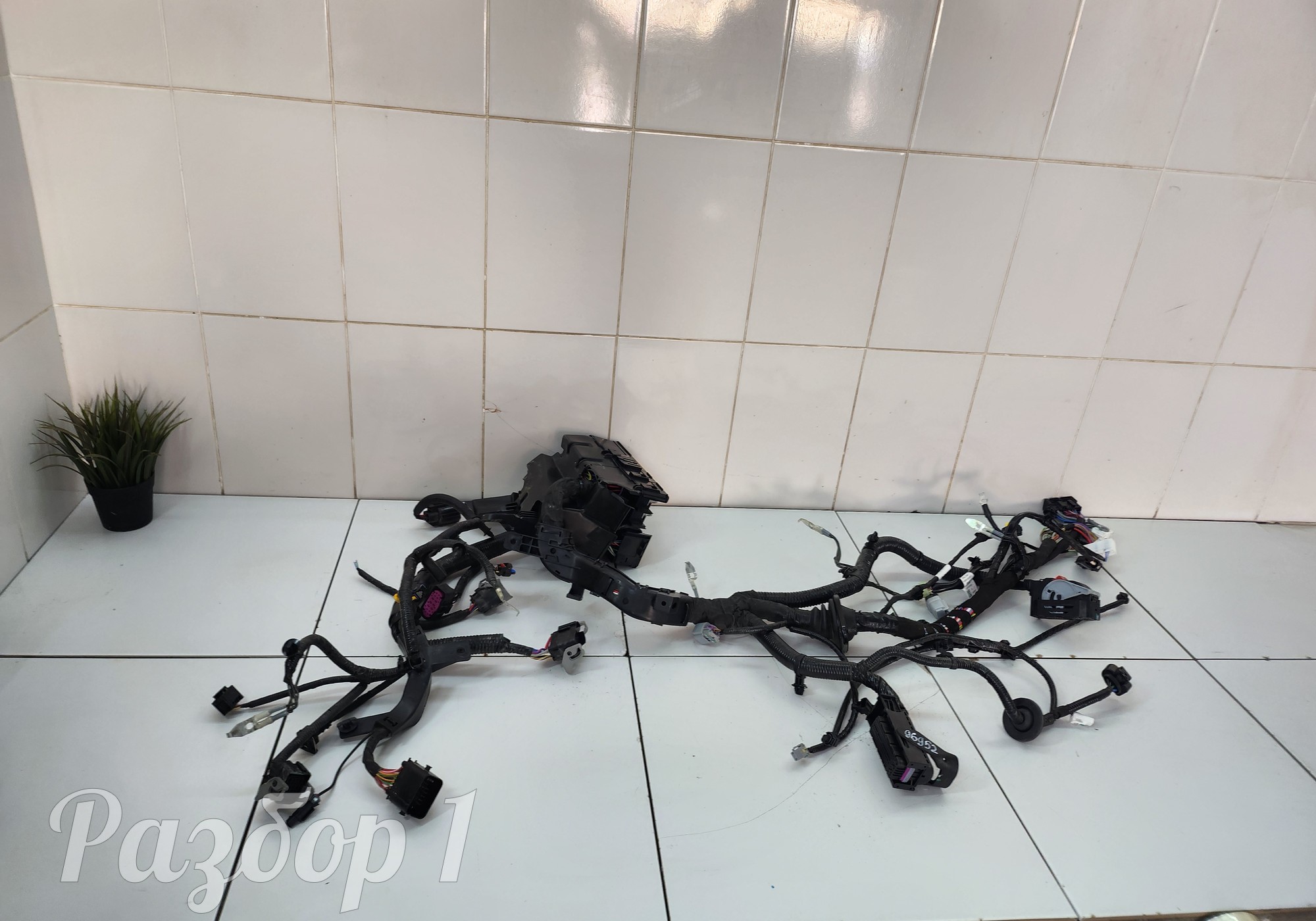 8890473839 Электропроводка для Geely Atlas Pro (с 2021)