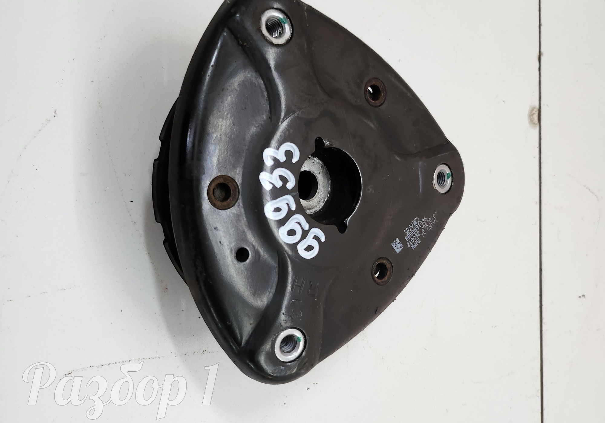 8890891996 Опора амортизатора передняя правая для Geely Tugella (с 2019)