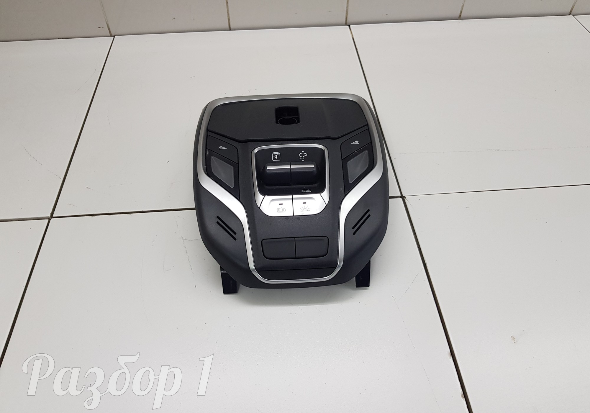 8890385756742 Плафон внутреннего освещения для Geely Coolray (с 2020)