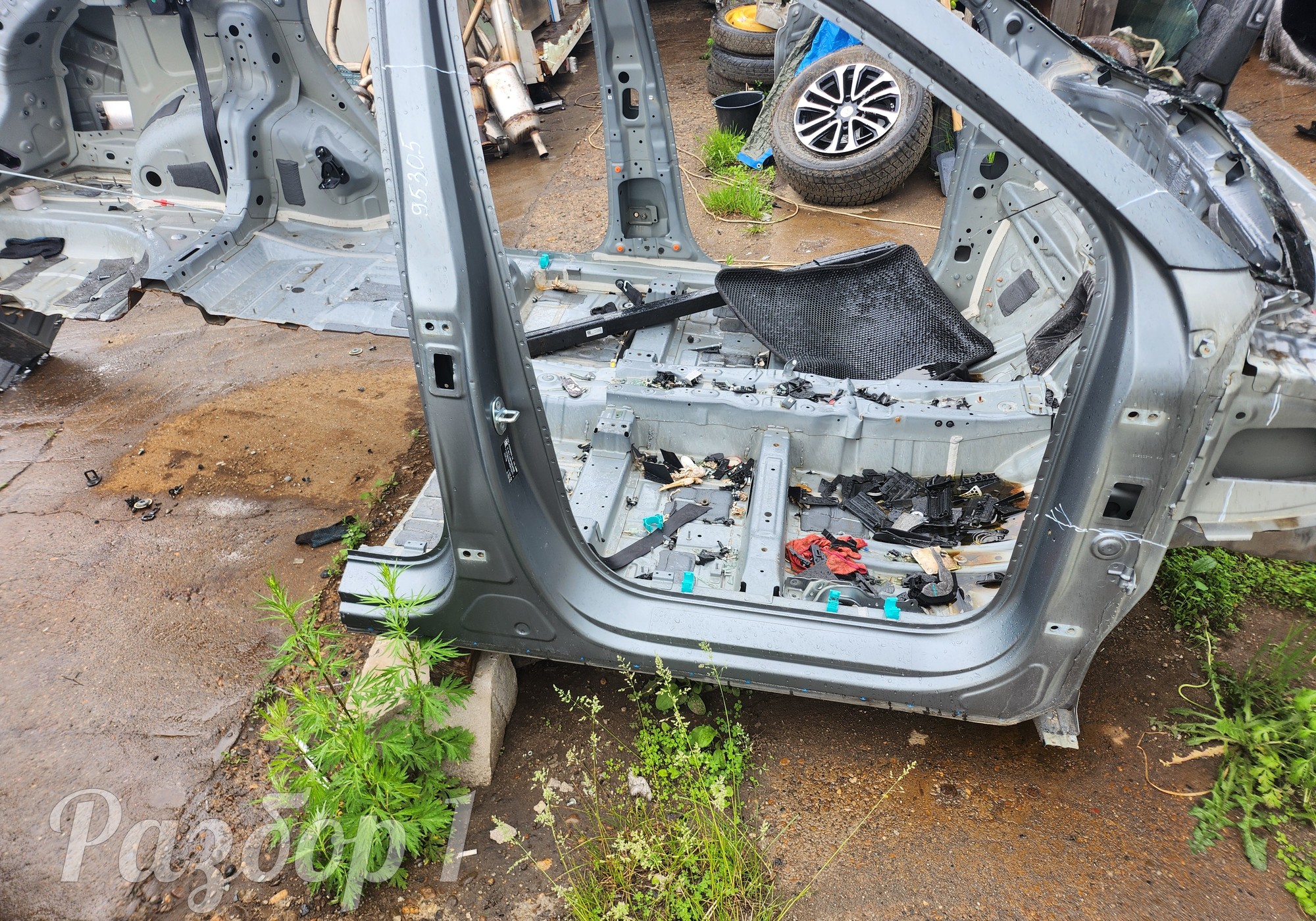 Порог правый со стойкой для Exeed RX (с 2023)
