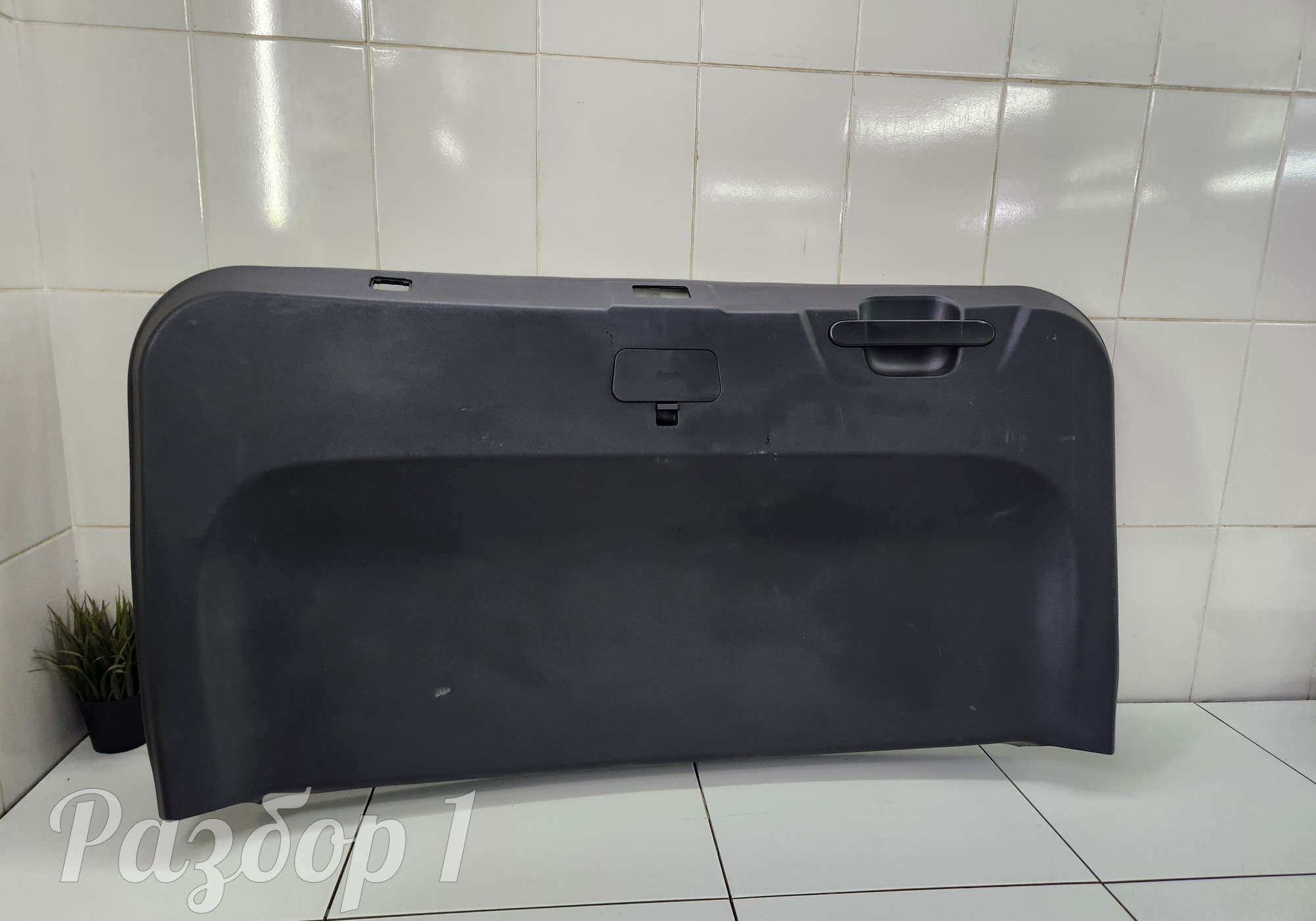 6302101XKJ20A Обшивка крышки багажника для Haval H3 (с 2024)