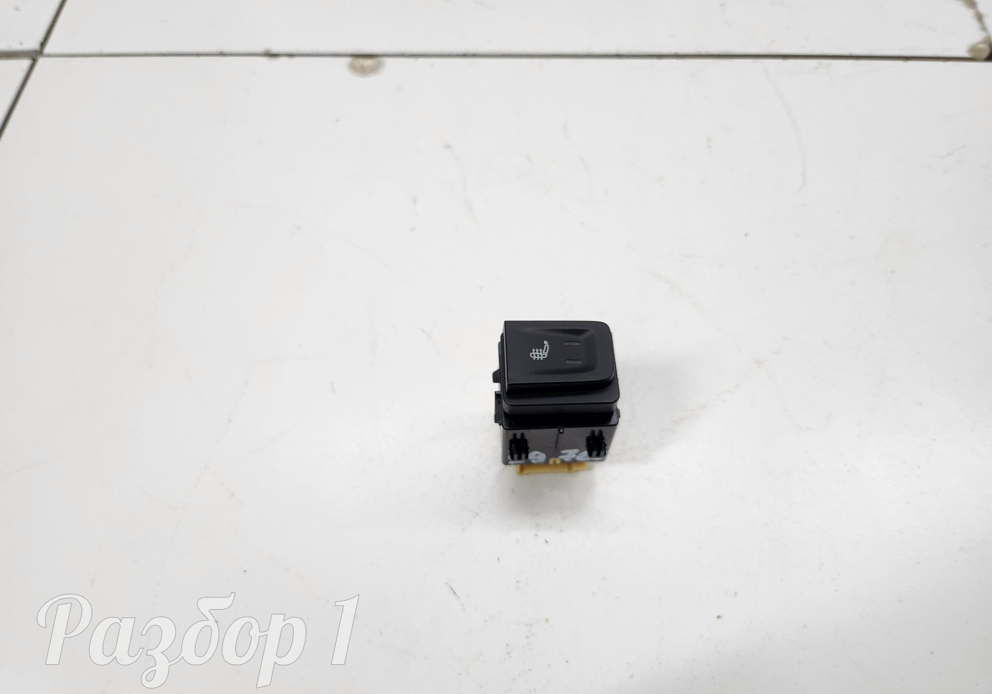 6600140318 Кнопка обогрева сидений для Geely Tugella (с 2019)