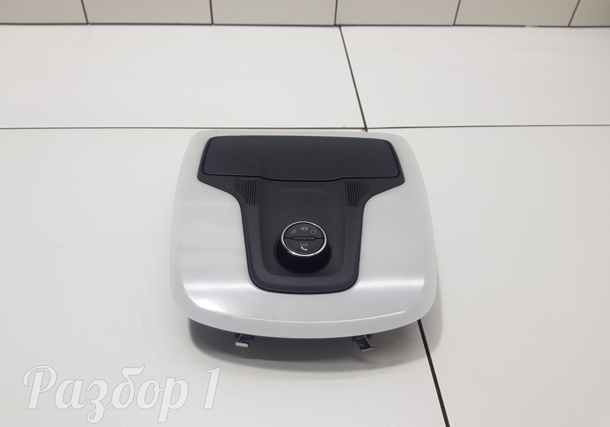 605000060AA Плафон внутреннего освещения (передних кресел) для Chery