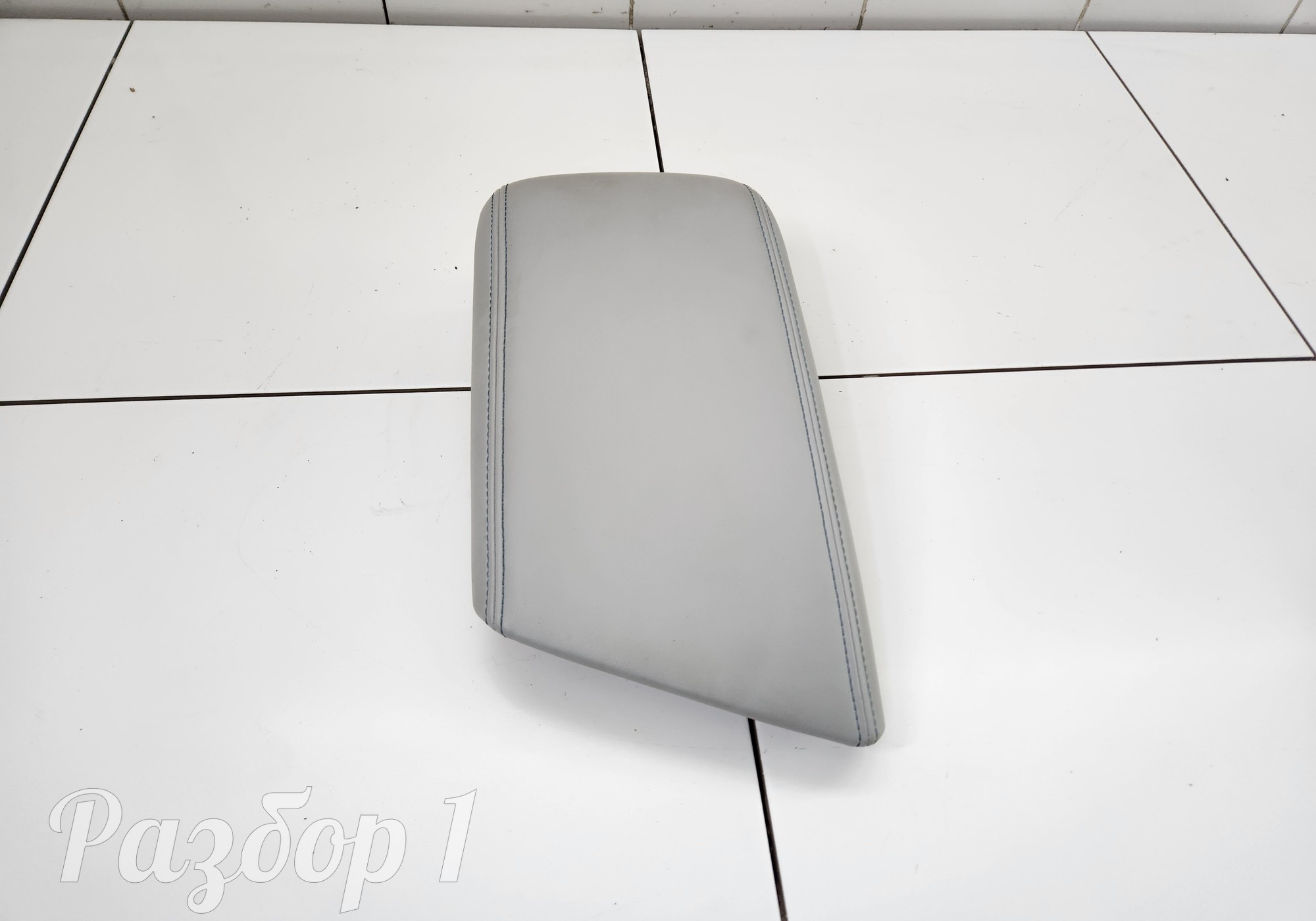 Подлокотник для Geely Emgrand (SS11) (с 2021)