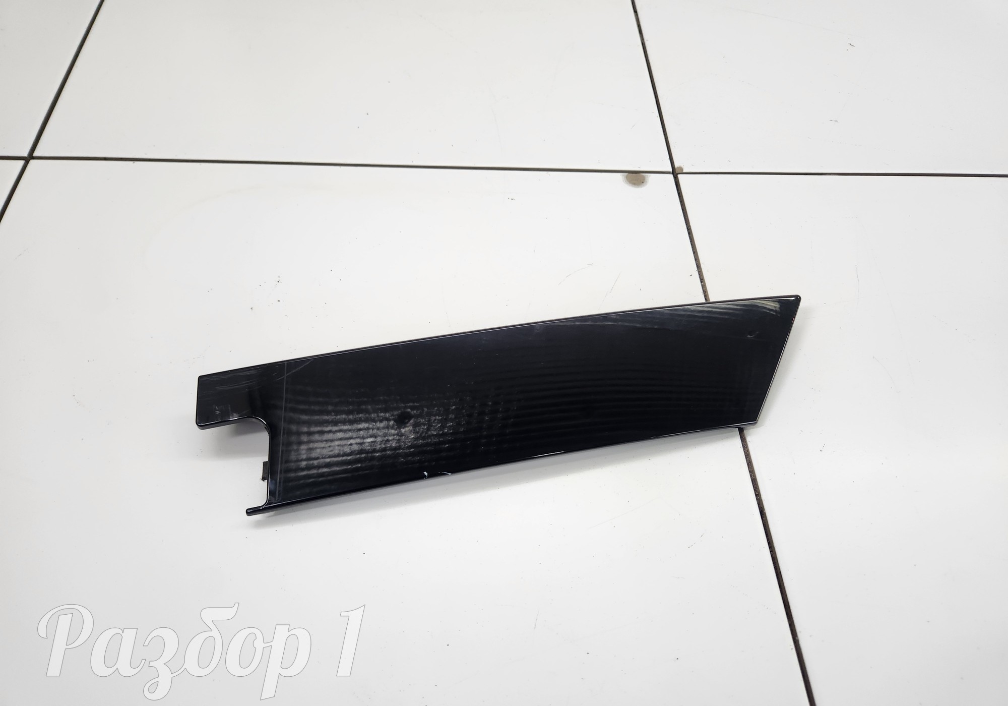 6201755BA01 Накладка задней левой двери для Faw Bestune B70 (с 2020)