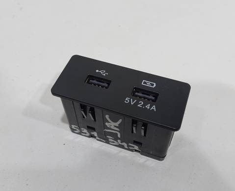 7911150U7300 Блок usb для Jac J7 (с 2020)