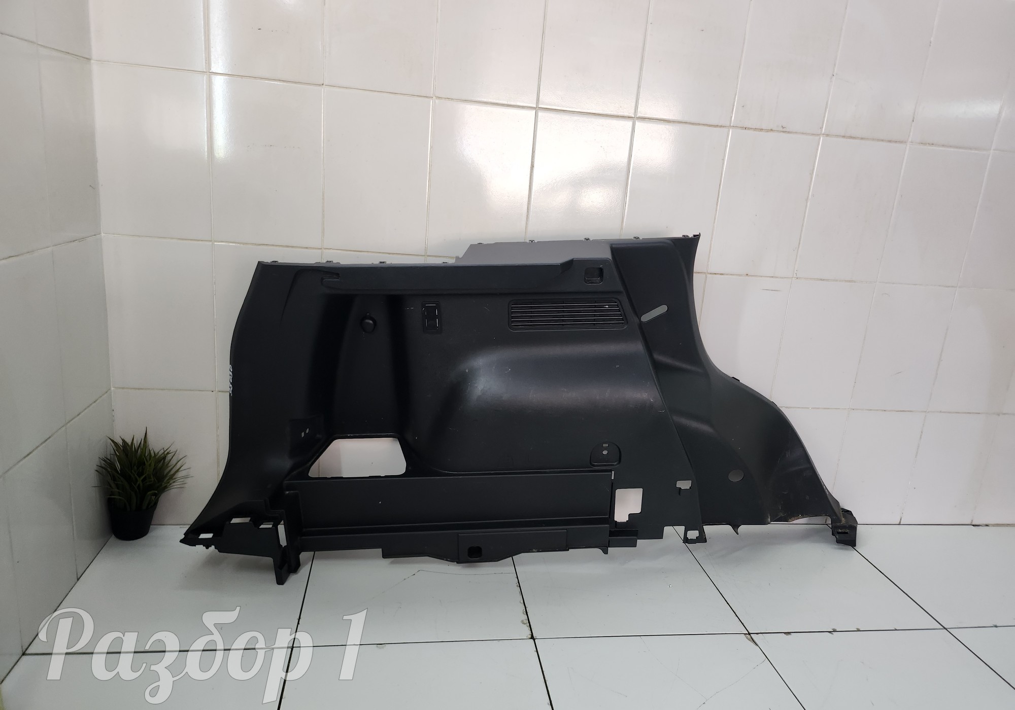 5402410XKN04A Обшивка багажника левая для Haval Dargo (с 2022)