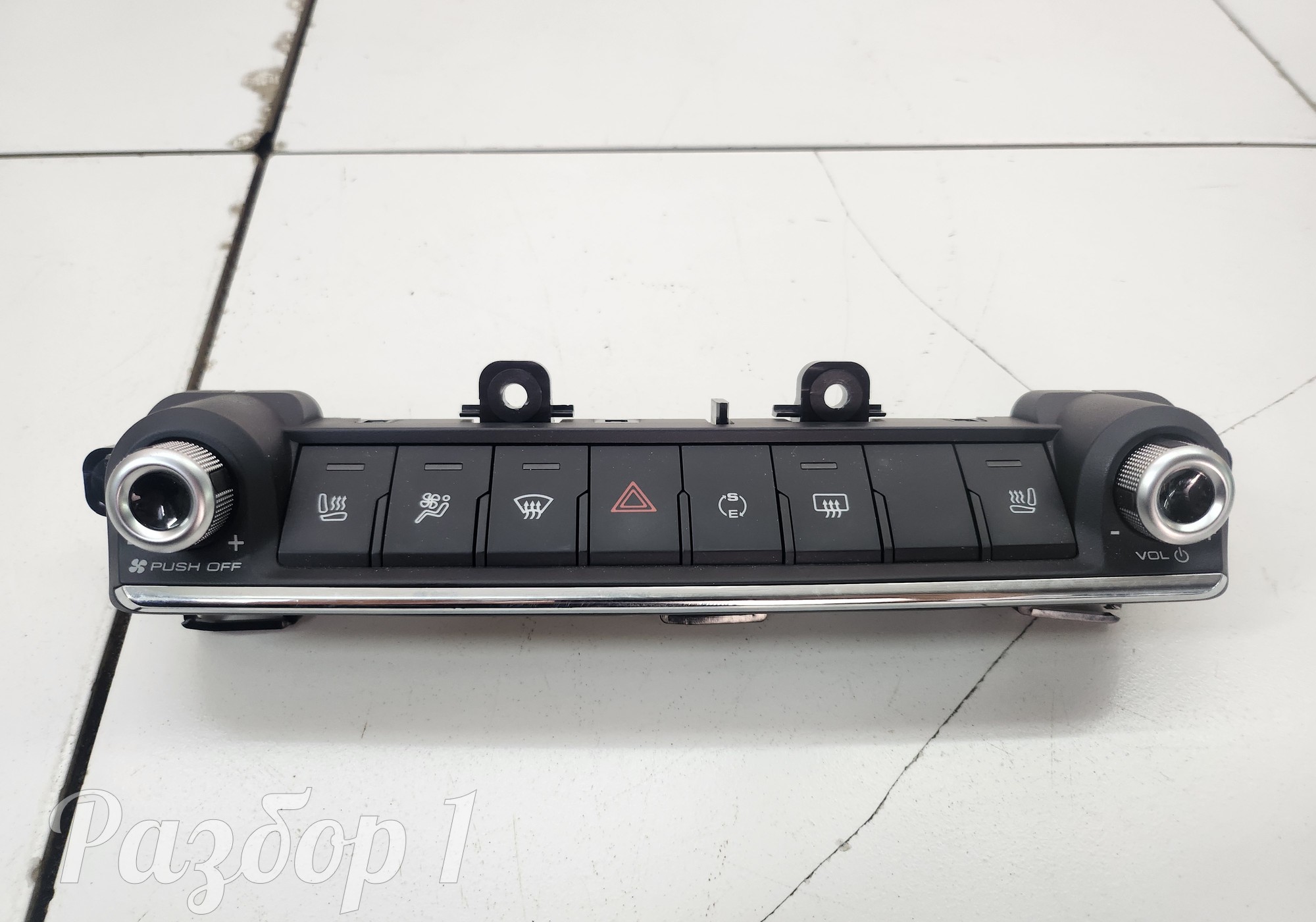 3774100XKZ3LA Блок управления климатом для Haval M6 II (с 2021)