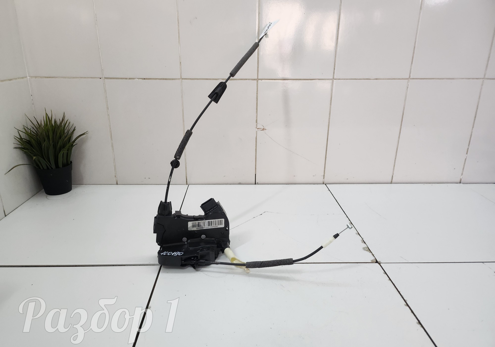 6600061339 Замок передней левой двери для Geely Atlas Pro (с 2021)