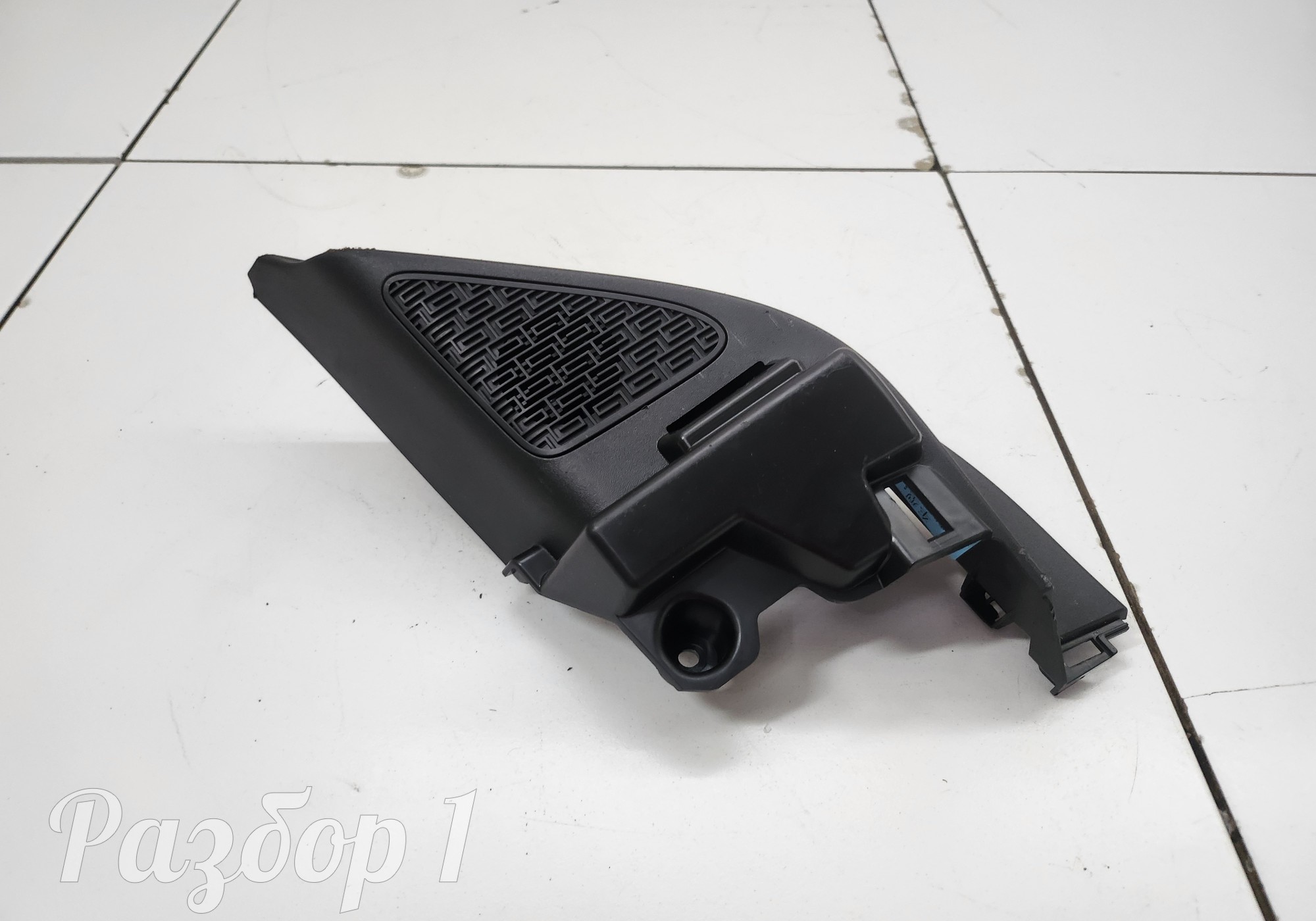 6600072573 Накладка двери передней левой + динамик для Geely Atlas Pro (с 2021)