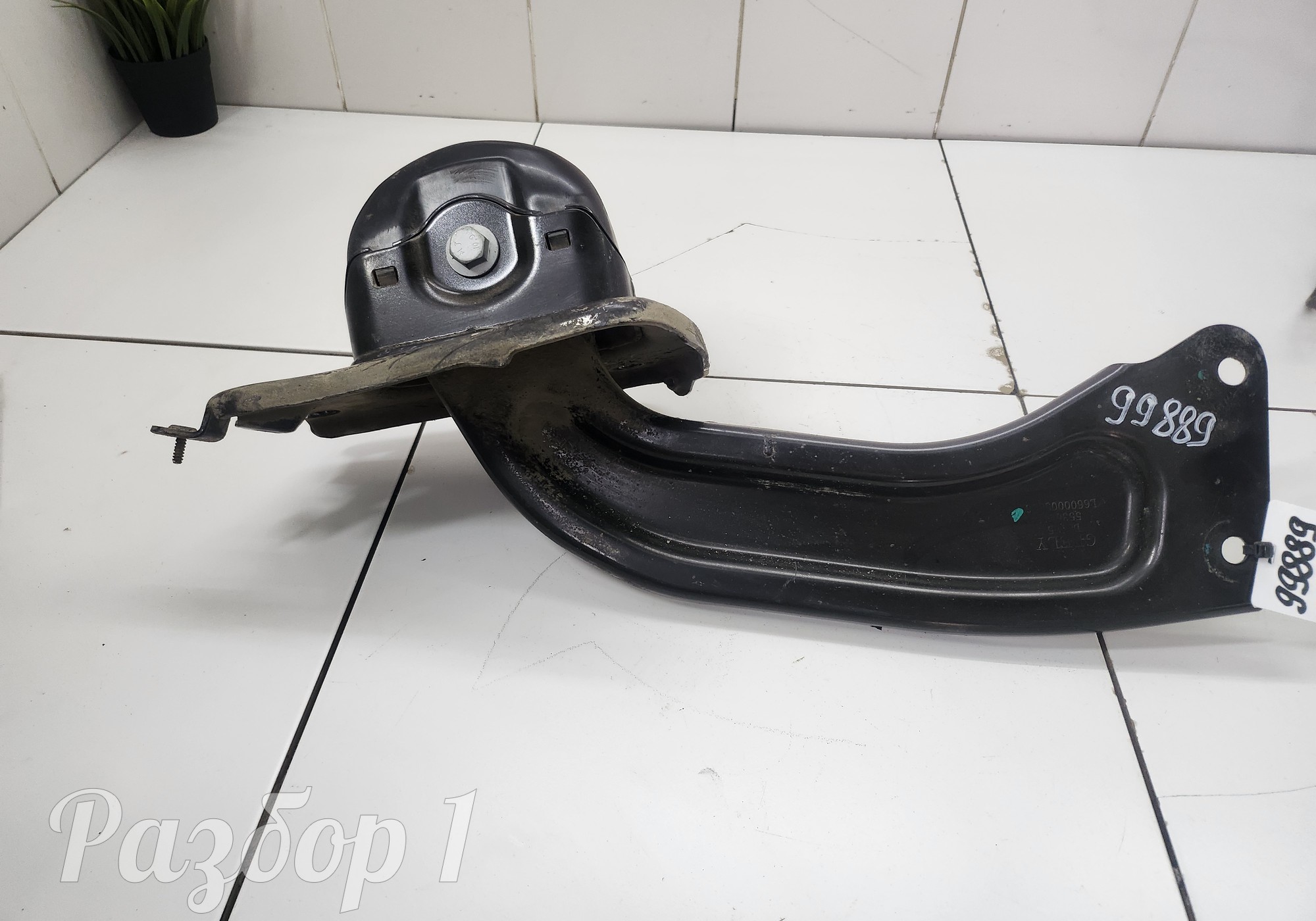 6600005806 Рычаг задней подвески левый для Geely Tugella (с 2019)