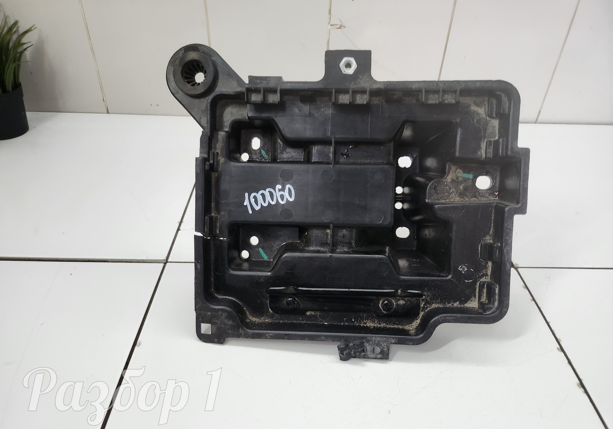 7048031800 Площадка аккумулятора для Geely Atlas Pro (с 2021)