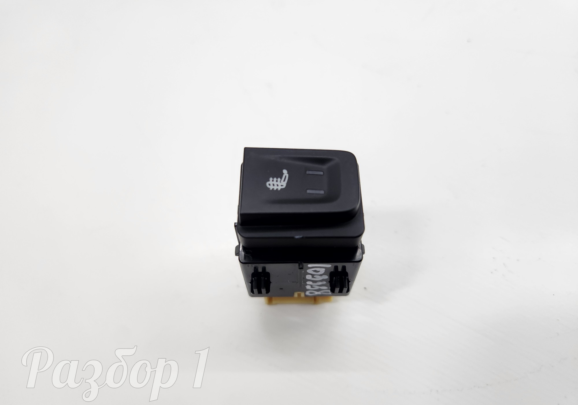 6600140318 Кнопка обогрева сидений для Geely Tugella (с 2019)