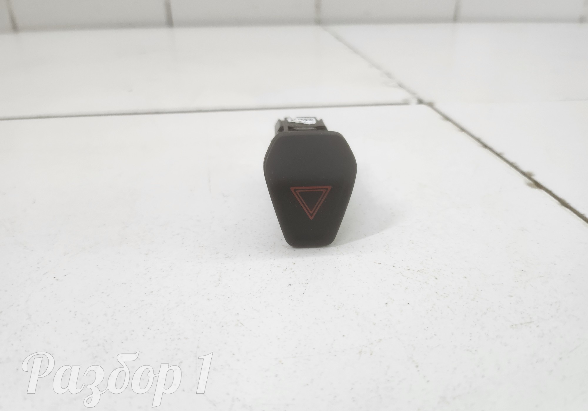 Кнопка аварийной сигнализации для Haval H3 (с 2024)