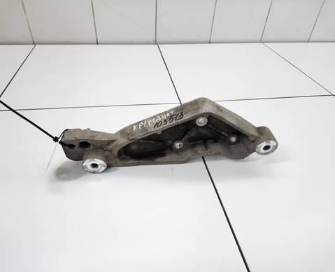 221208101 Кронштейн для Geely Tugella (с 2019)