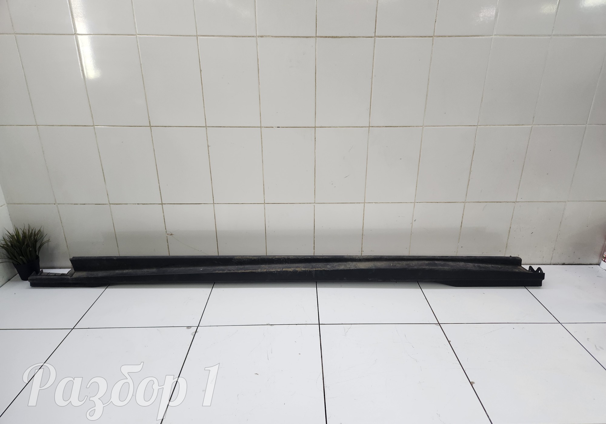 Накладка на порог левая для Changan UNI-V (с 2022)