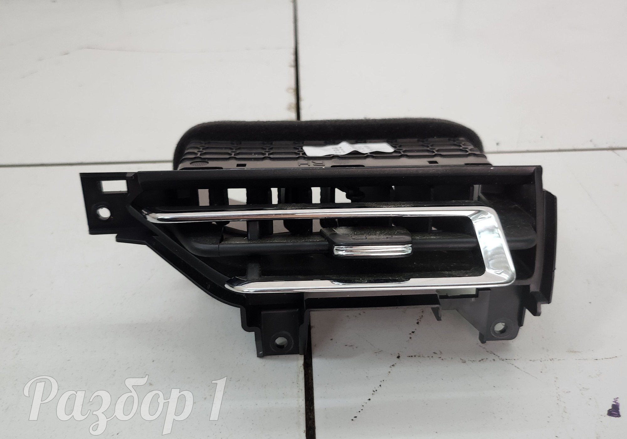 5306800XKZ0YA8P Дефлектор воздушный правый для Haval M6 II (с 2021)