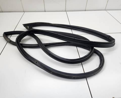 Уплотнитель передней правой двери для Faw Bestune B70 (с 2020)