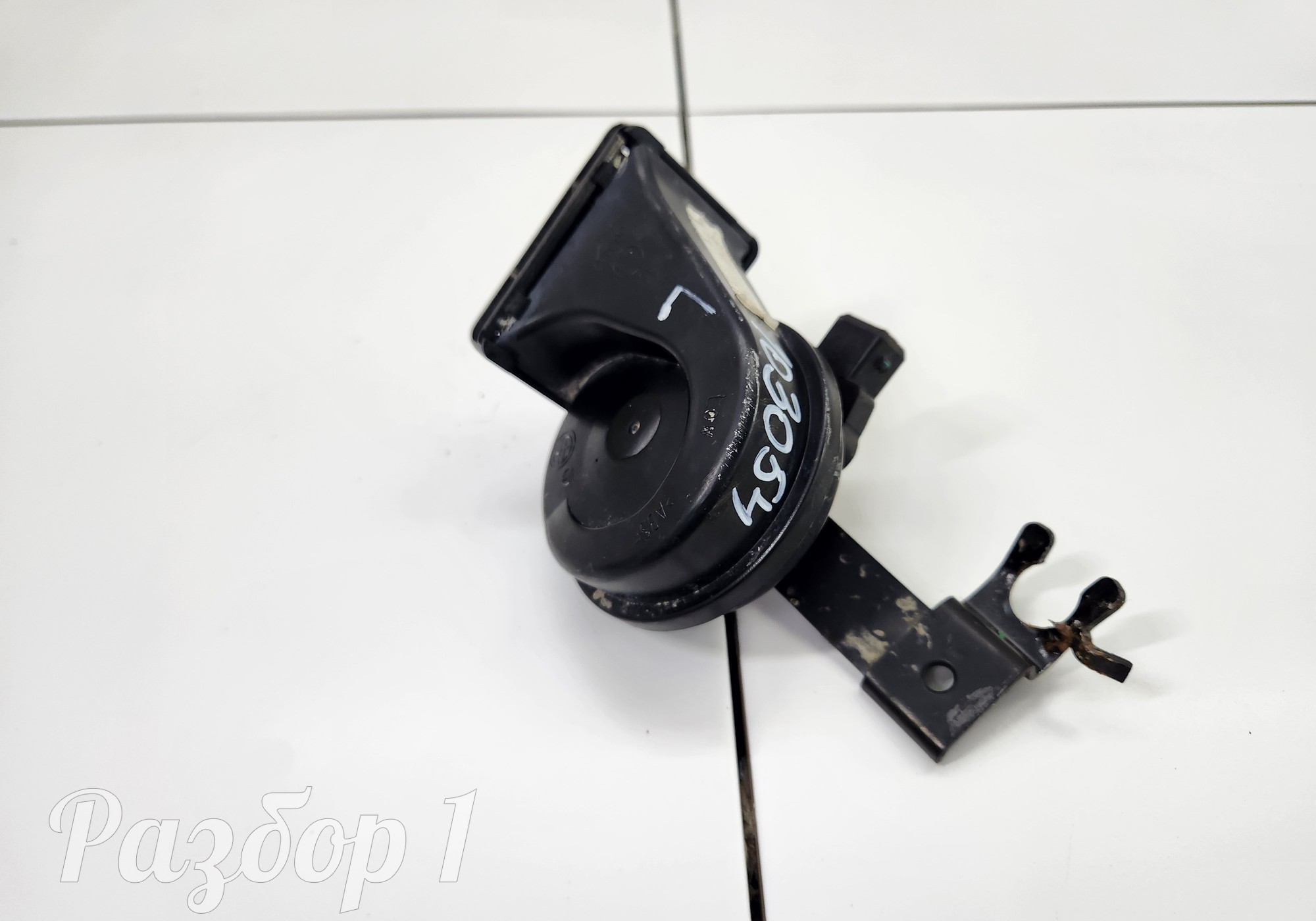 6608026008 Сигнал звуковой левый для Geely Emgrand (SS11) (с 2021)