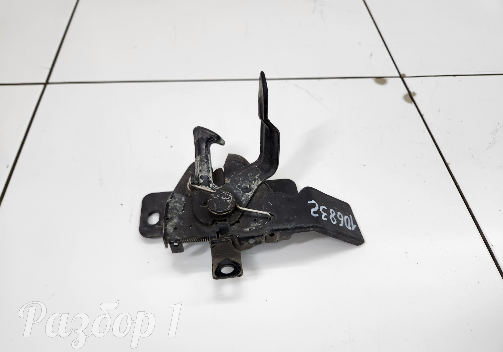 Замок капота для Great Wall Poer (с 2019)