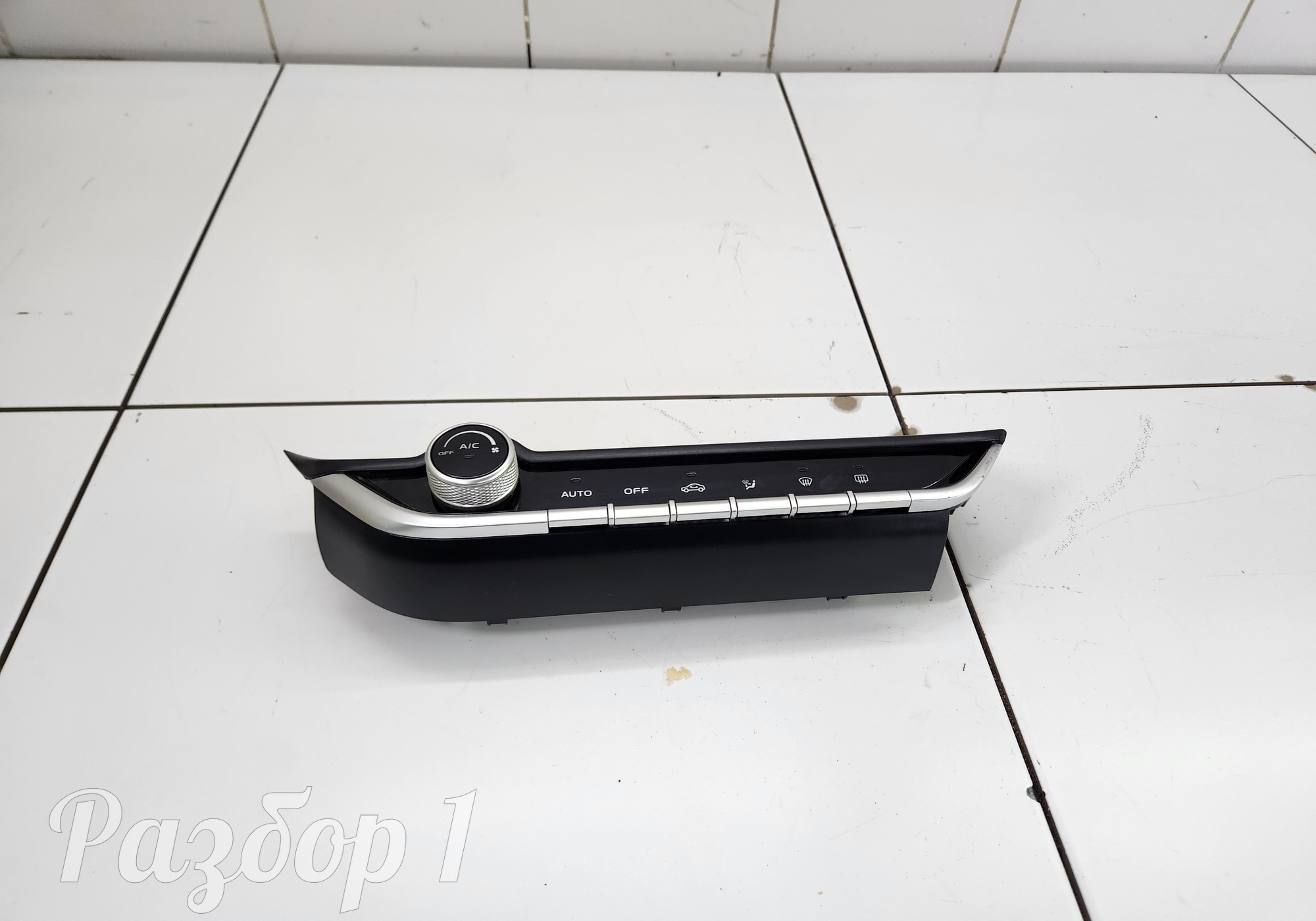 8112300BN09AB Блок управления климатом для Changan Eado Plus (с 2020)