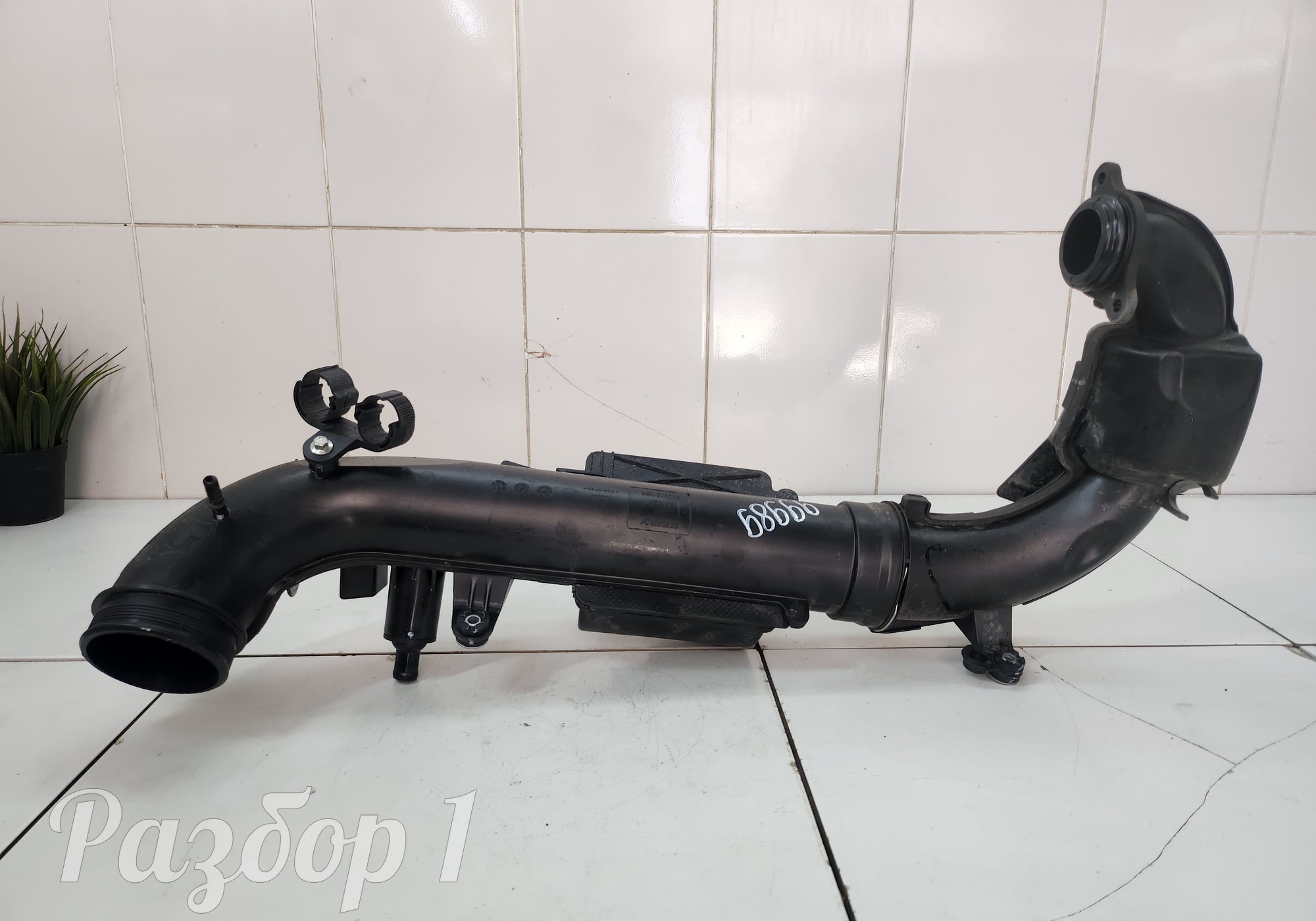 6600121566 Патрубок для Geely Tugella (с 2019)