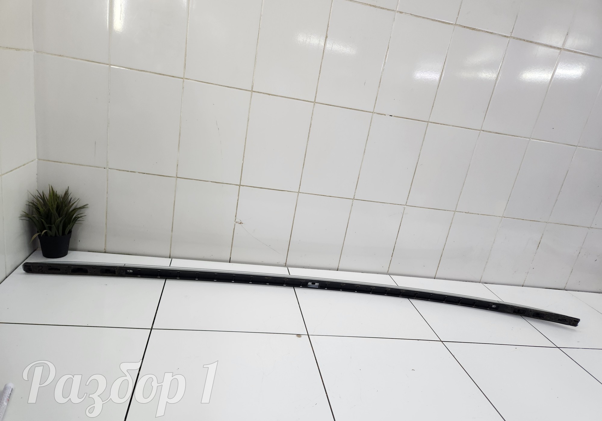 Рейлинг левый для Geely Coolray (с 2020)