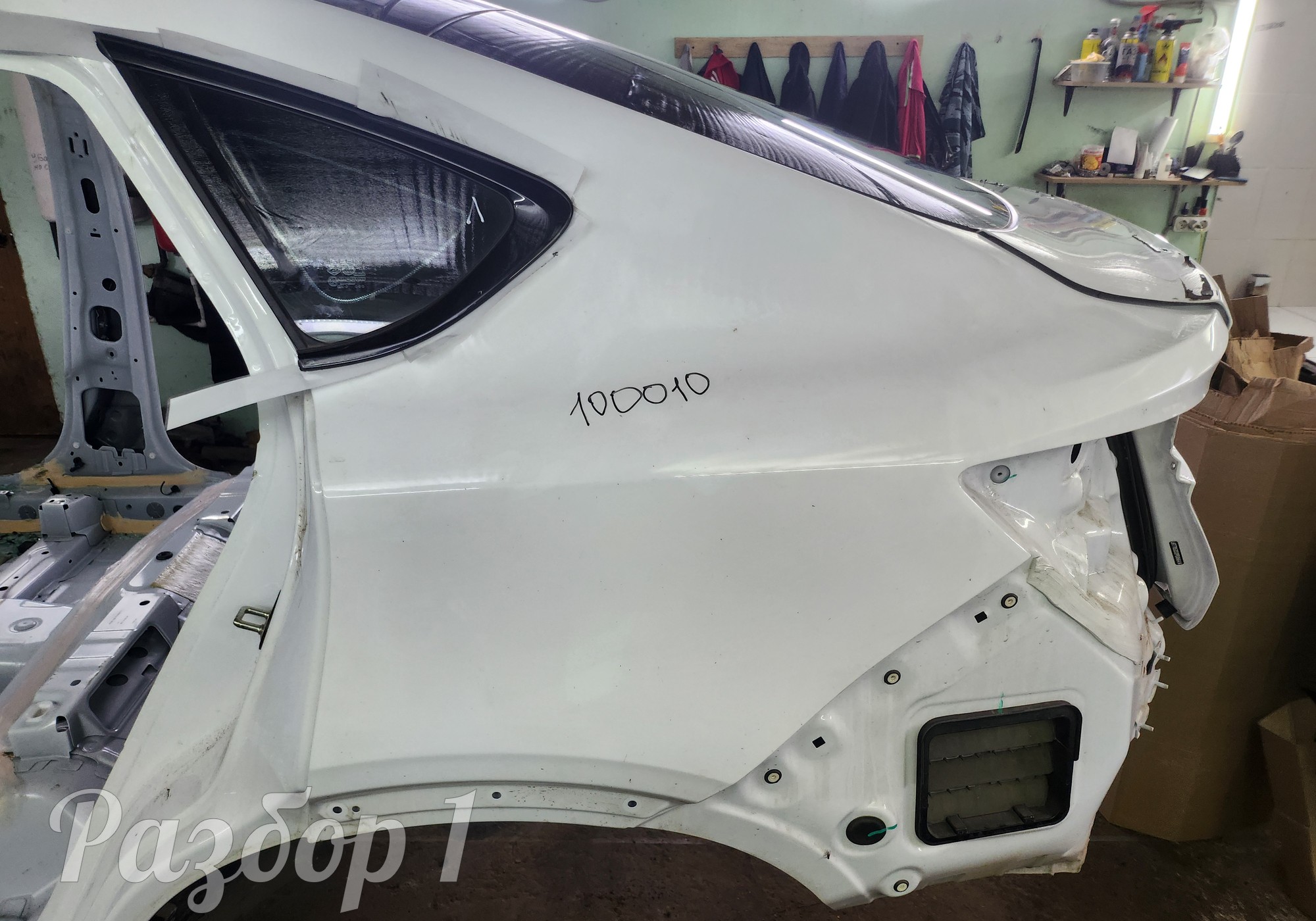 Крыло заднее левое для Geely Tugella (с 2019)