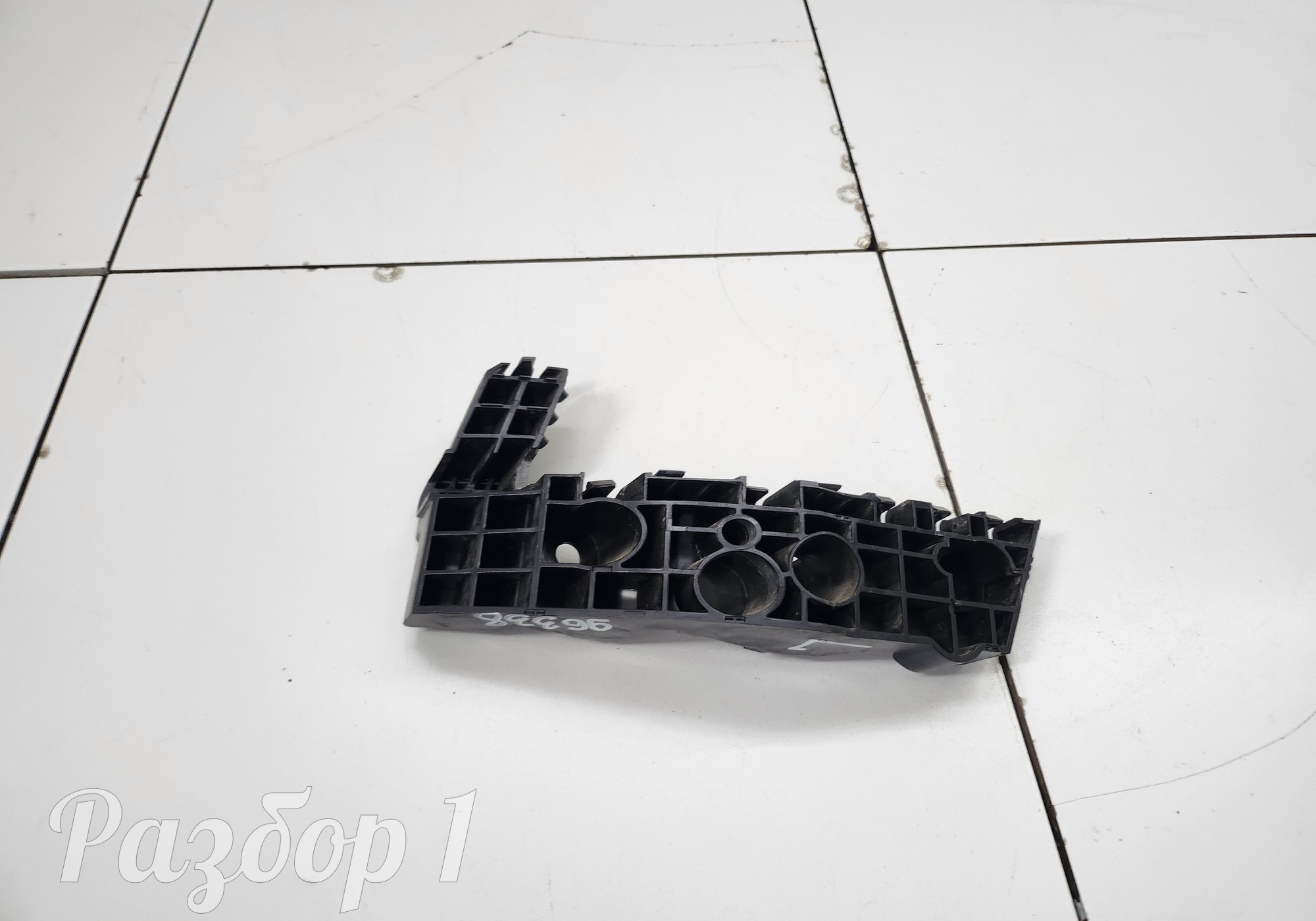 2803500XPS01A Кронштейн переднего бампера для Great Wall Poer King Kong (с 2022)