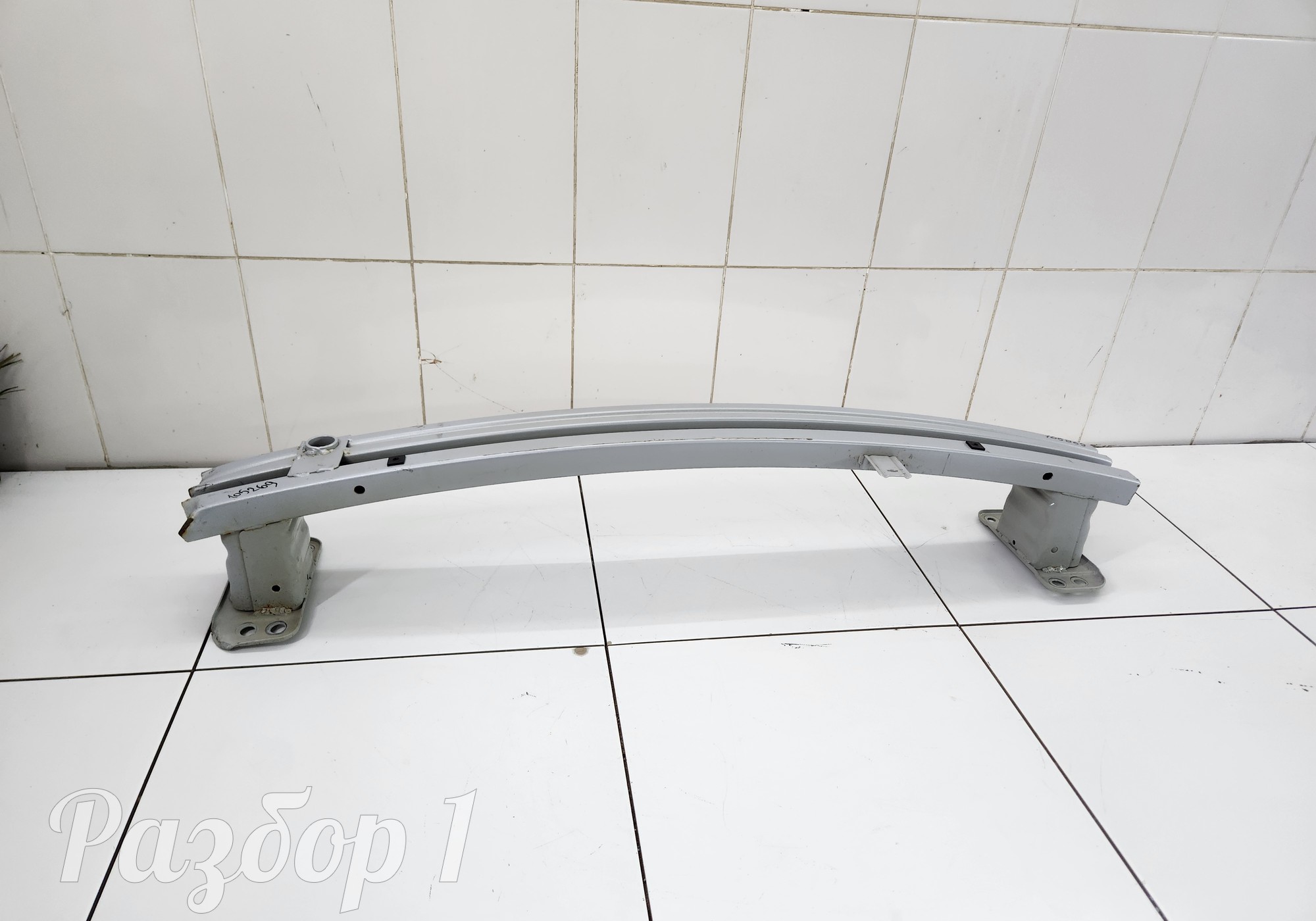 Усилитель переднего бампера для Changan Alsvin (с 2018)