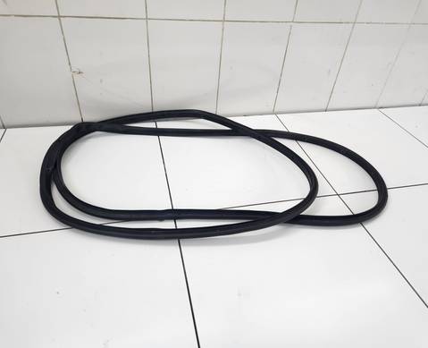 Уплотнитель передней правой двери для Geely Tugella (с 2019)