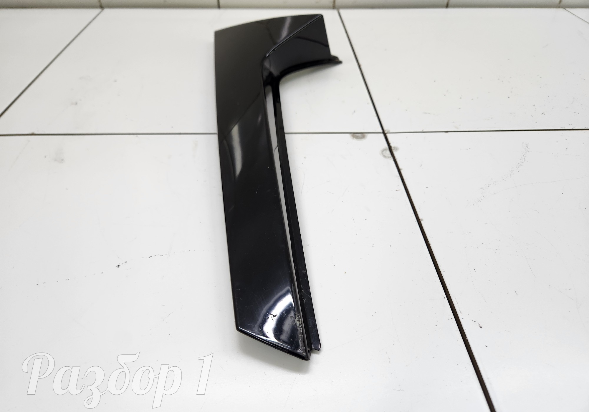 609001165AB Накладка крышки багажника левая для Jaecoo J8 (с 2024)