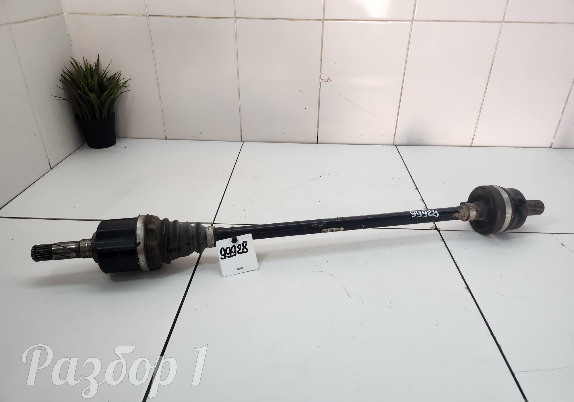 4082082800 Полуось (привод) задняя правая для Geely Tugella (с 2019)