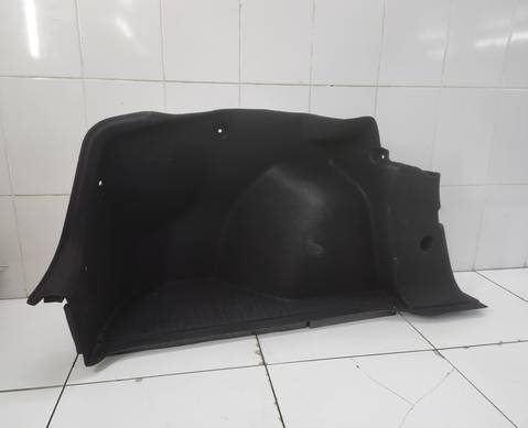 8889531619 Обшивка багажника левая для Geely Emgrand (SS11) (с 2021)