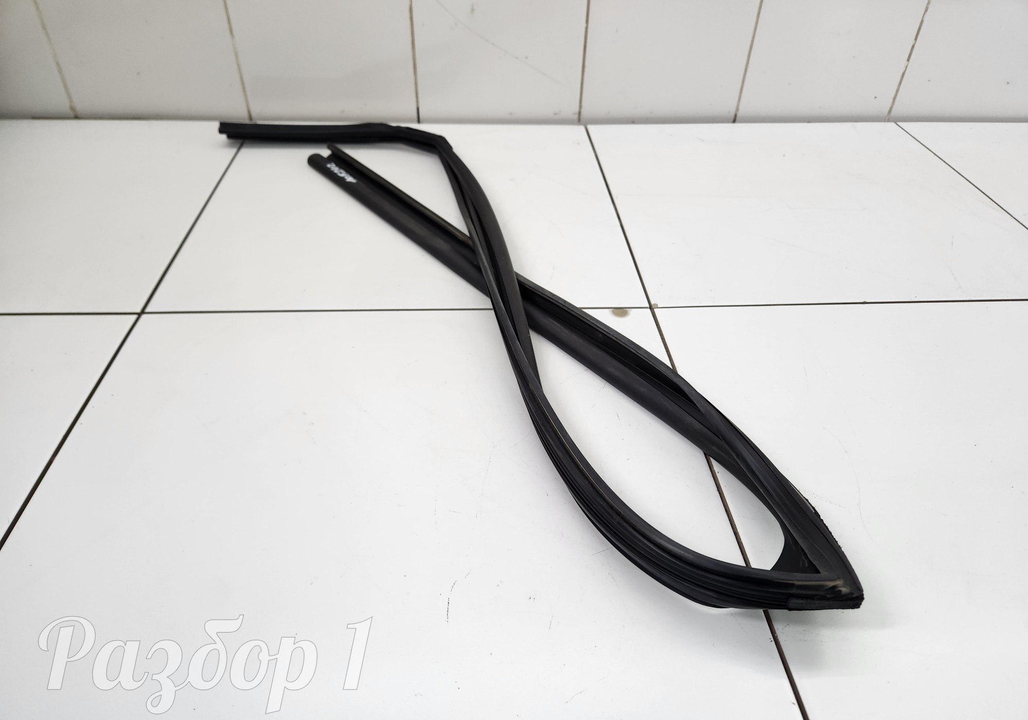 Уплотнитель стекла задней левой двери для Changan Alsvin (с 2018)