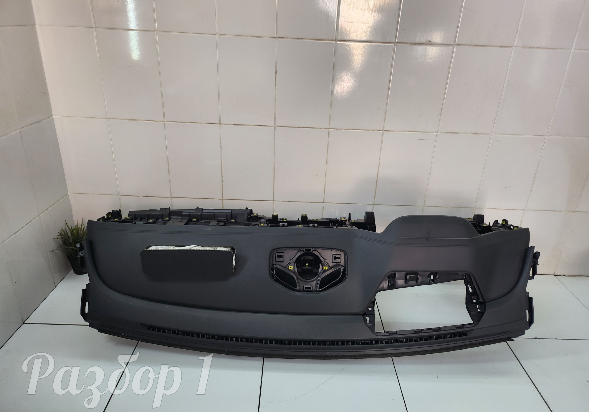 Передняя панель салона для Geely Monjaro (с 2021)