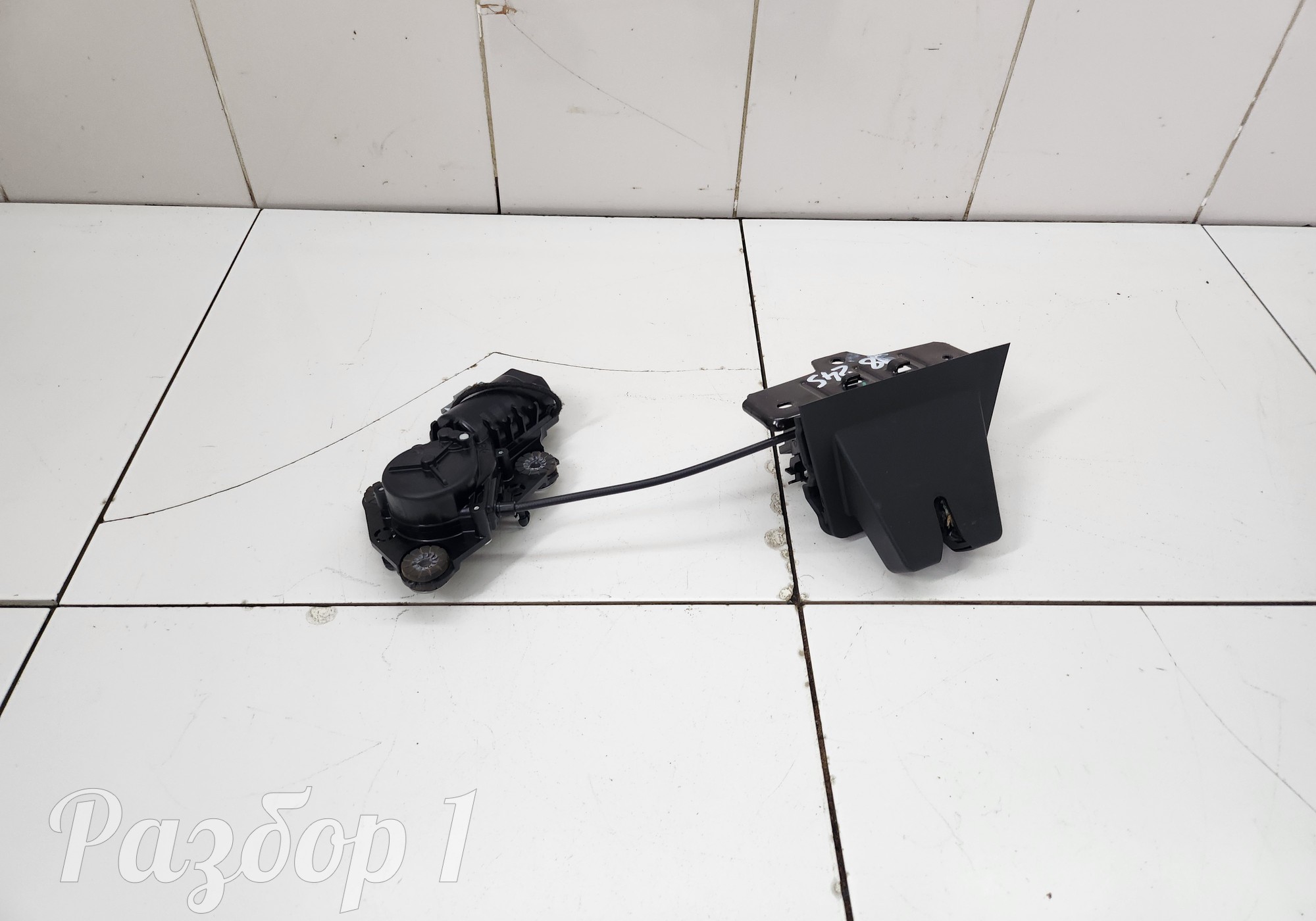 6600159515 Замок крышки багажника с актуатором для Geely Atlas II (с 2023)