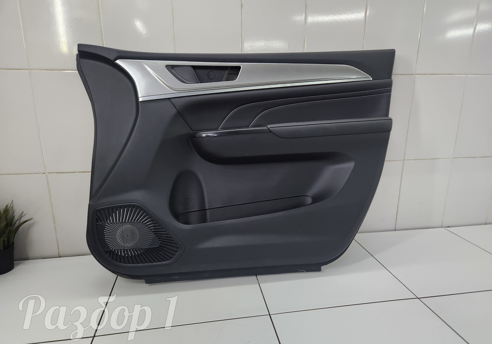 6102120XKZ0YA8P Обшивка передней правой двери для Haval M6 II (с 2021)
